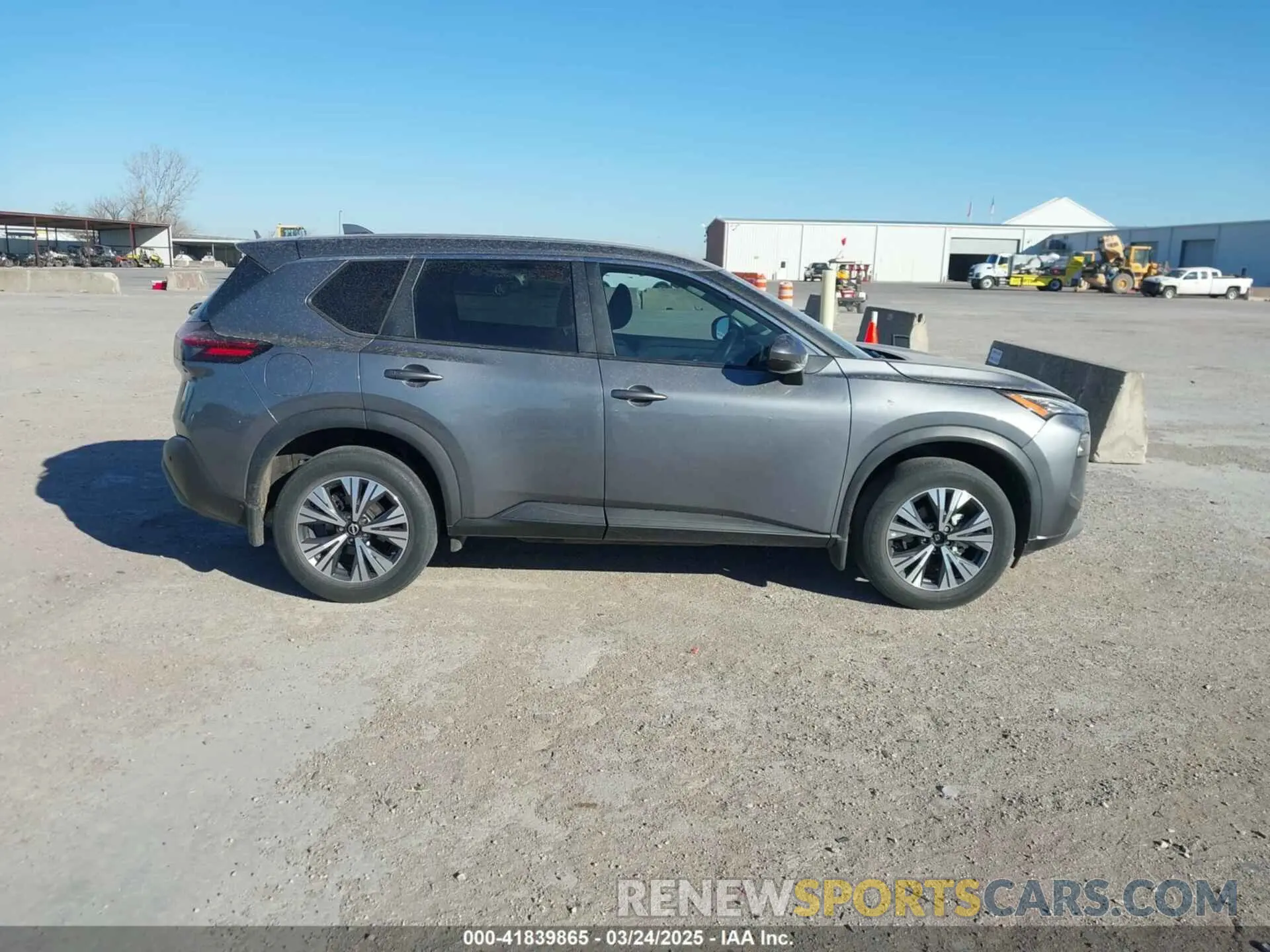 13 Photograph of a damaged car 5N1BT3BA9NC715254 NISSAN ROGUE 2022