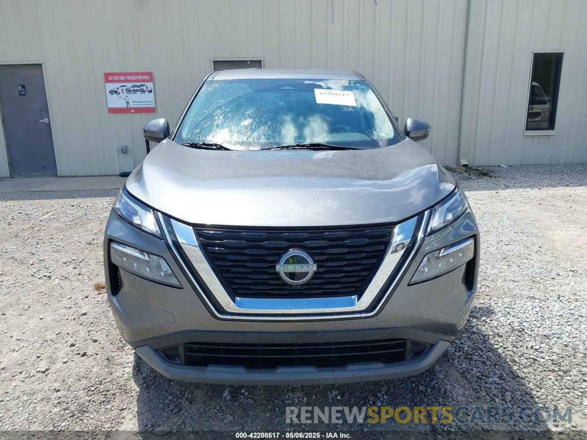 6 Photograph of a damaged car 5N1BT3BAXNC676805 NISSAN ROGUE 2022