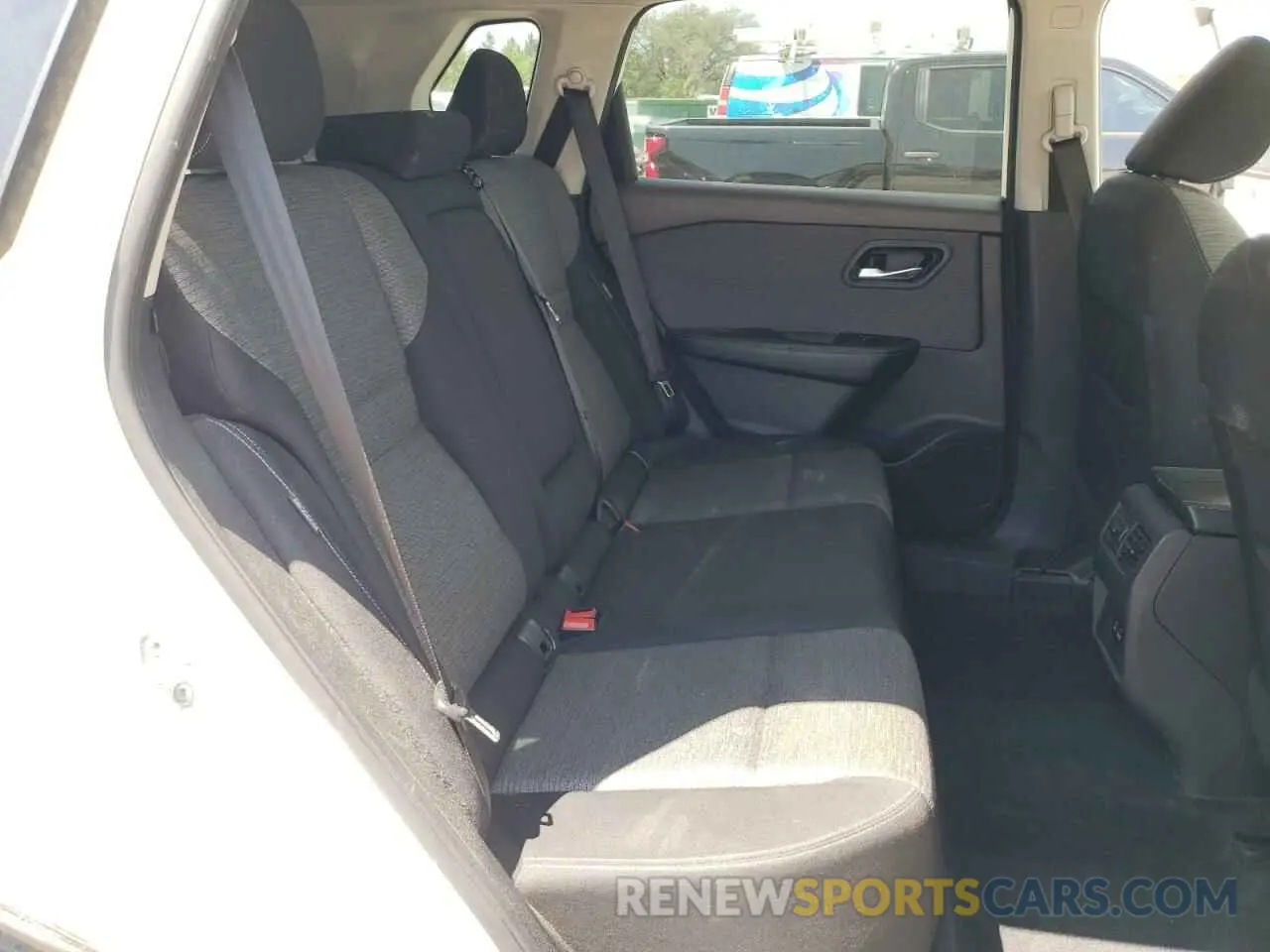 11 Photograph of a damaged car 5N1BT3BAXNC689456 NISSAN ROGUE 2022