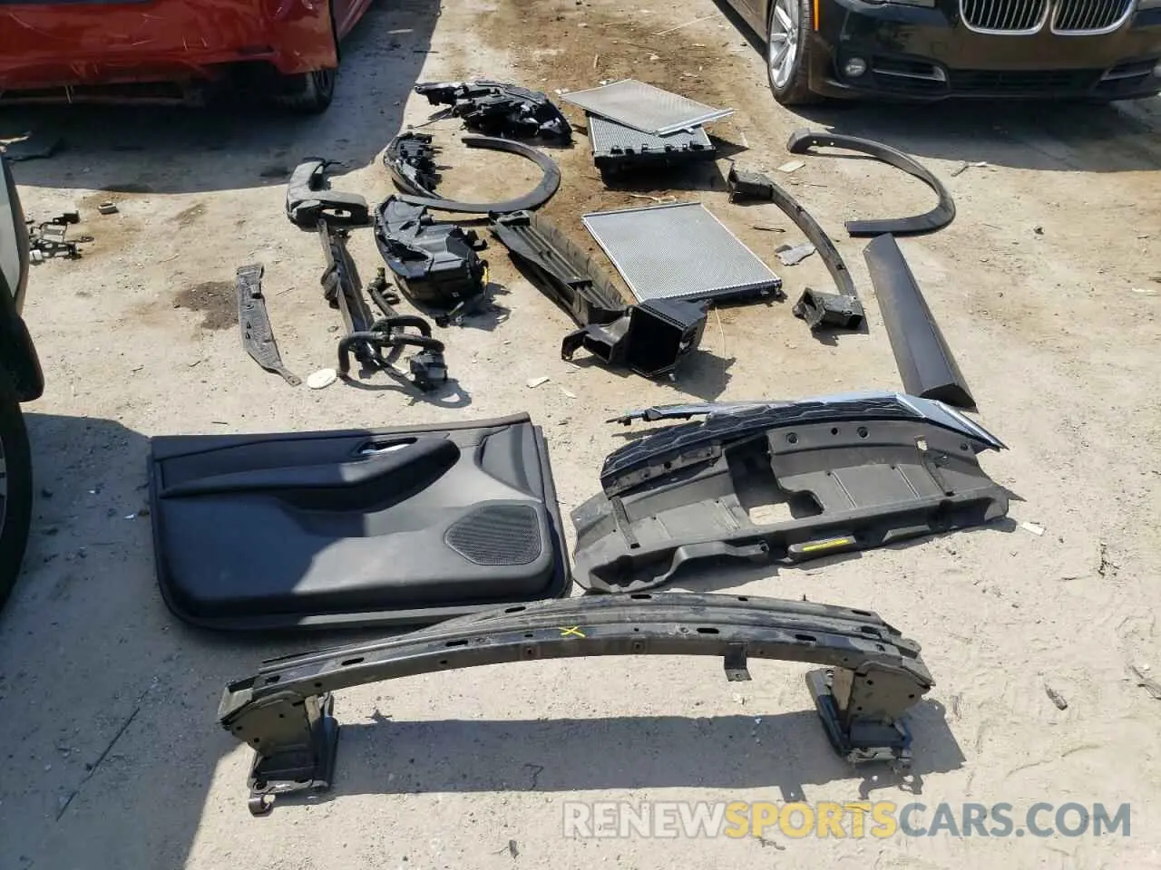 13 Photograph of a damaged car 5N1BT3BAXNC689456 NISSAN ROGUE 2022