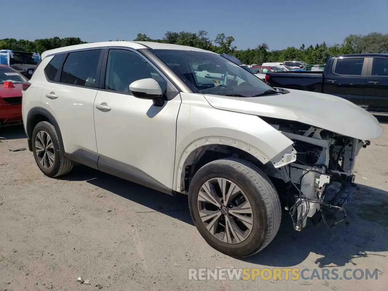 4 Photograph of a damaged car 5N1BT3BAXNC689456 NISSAN ROGUE 2022