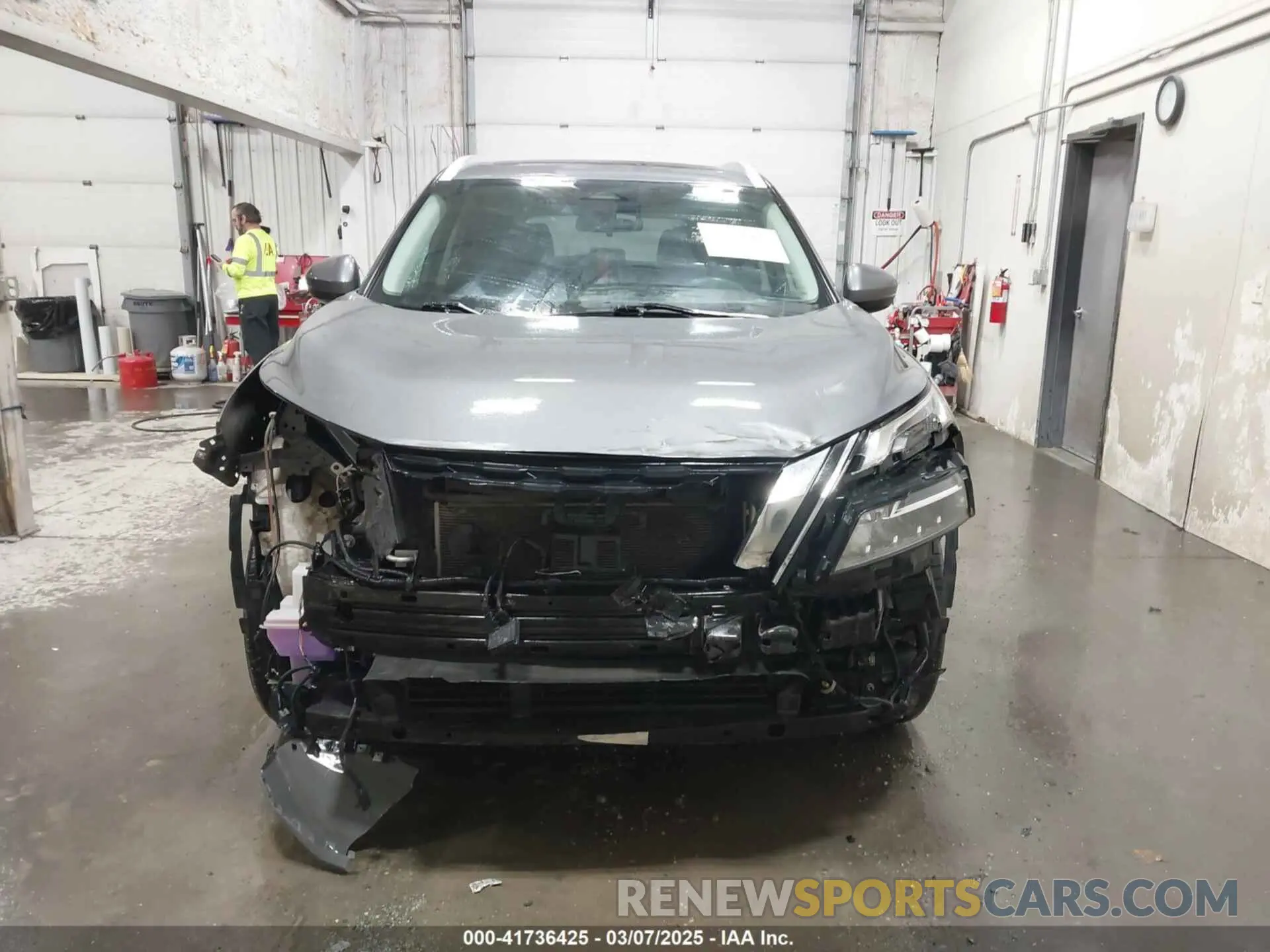 13 Photograph of a damaged car 5N1BT3BB0NC671170 NISSAN ROGUE 2022