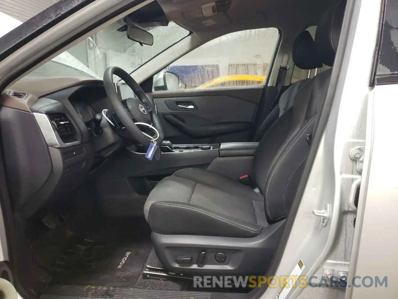 7 Photograph of a damaged car 5N1BT3BB1NC673056 NISSAN ROGUE 2022