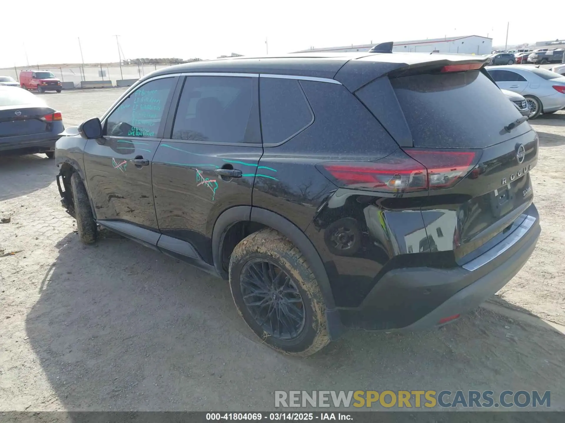 3 Photograph of a damaged car 5N1BT3BB1NC688706 NISSAN ROGUE 2022