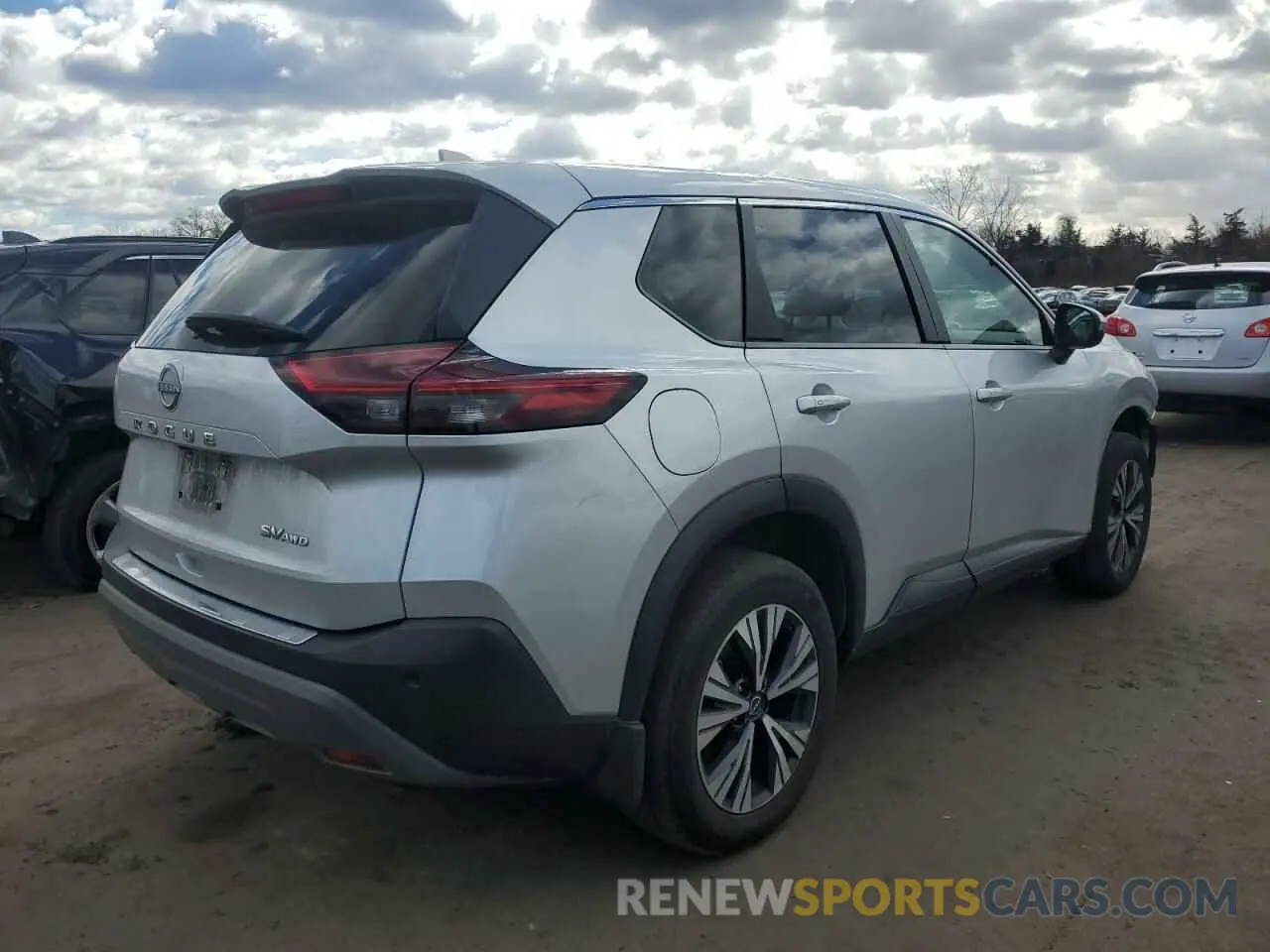 3 Photograph of a damaged car 5N1BT3BB1NC690875 NISSAN ROGUE 2022