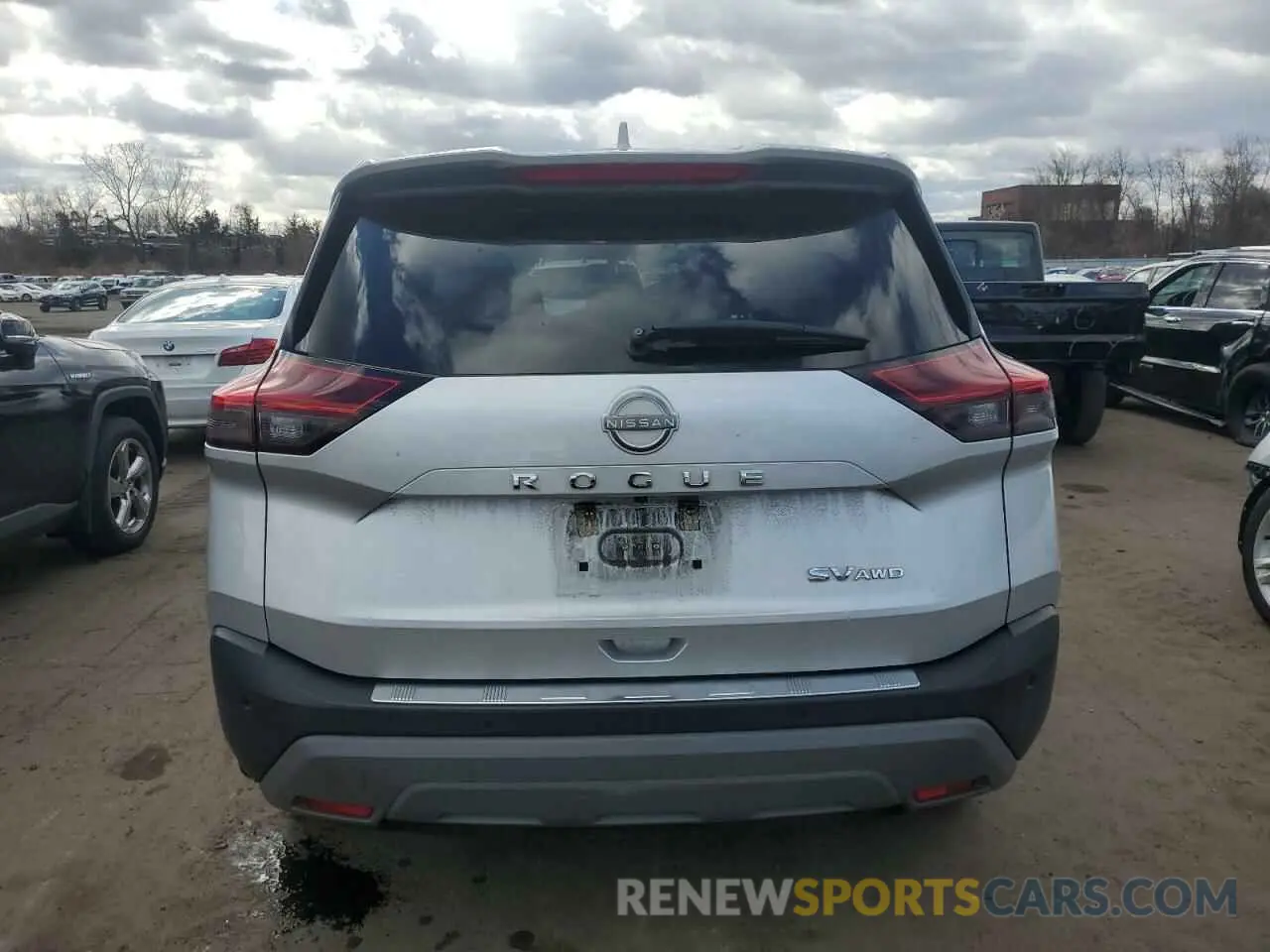 6 Photograph of a damaged car 5N1BT3BB1NC690875 NISSAN ROGUE 2022