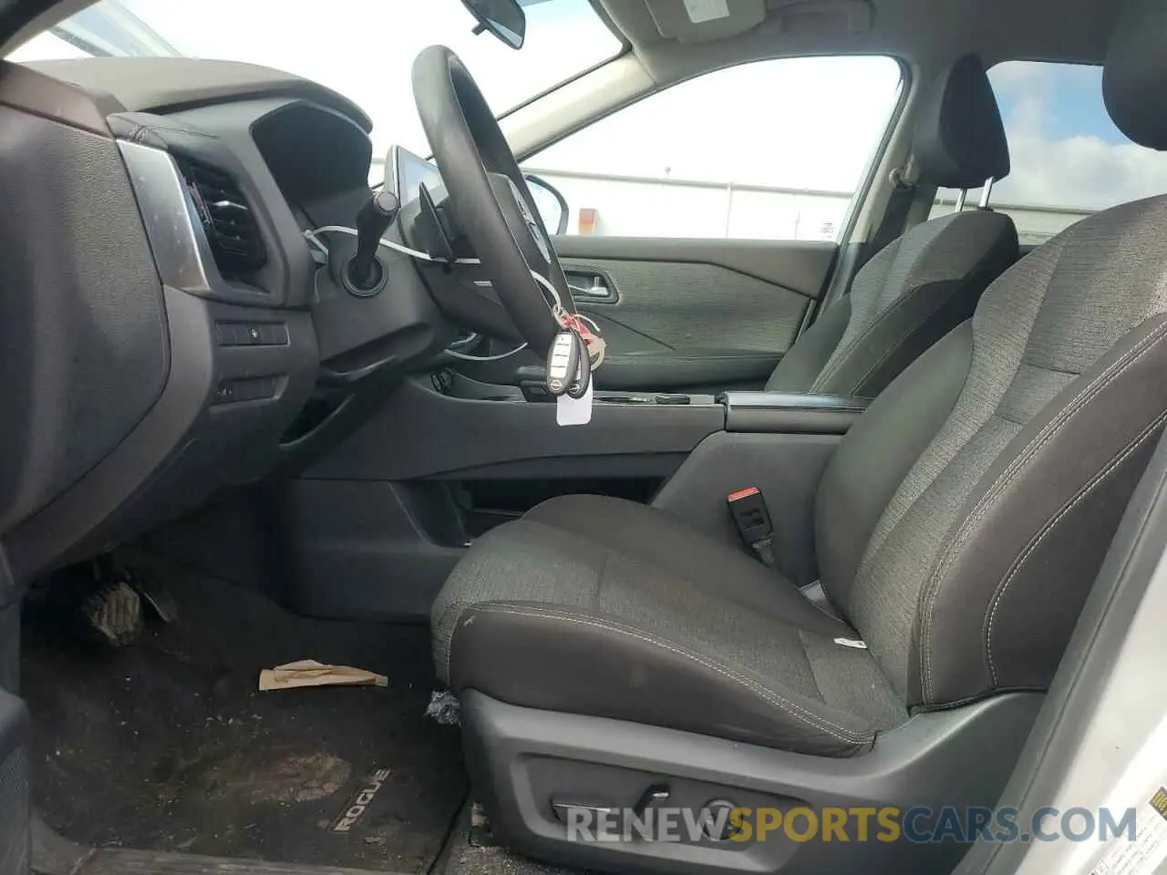 7 Photograph of a damaged car 5N1BT3BB1NC690875 NISSAN ROGUE 2022