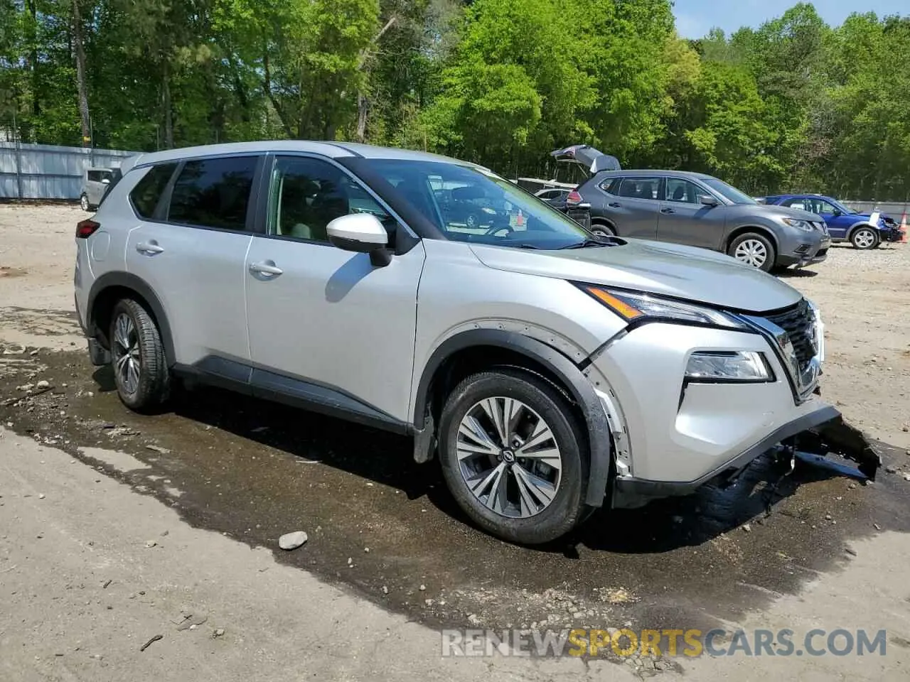 4 Photograph of a damaged car 5N1BT3BB1NC707206 NISSAN ROGUE 2022