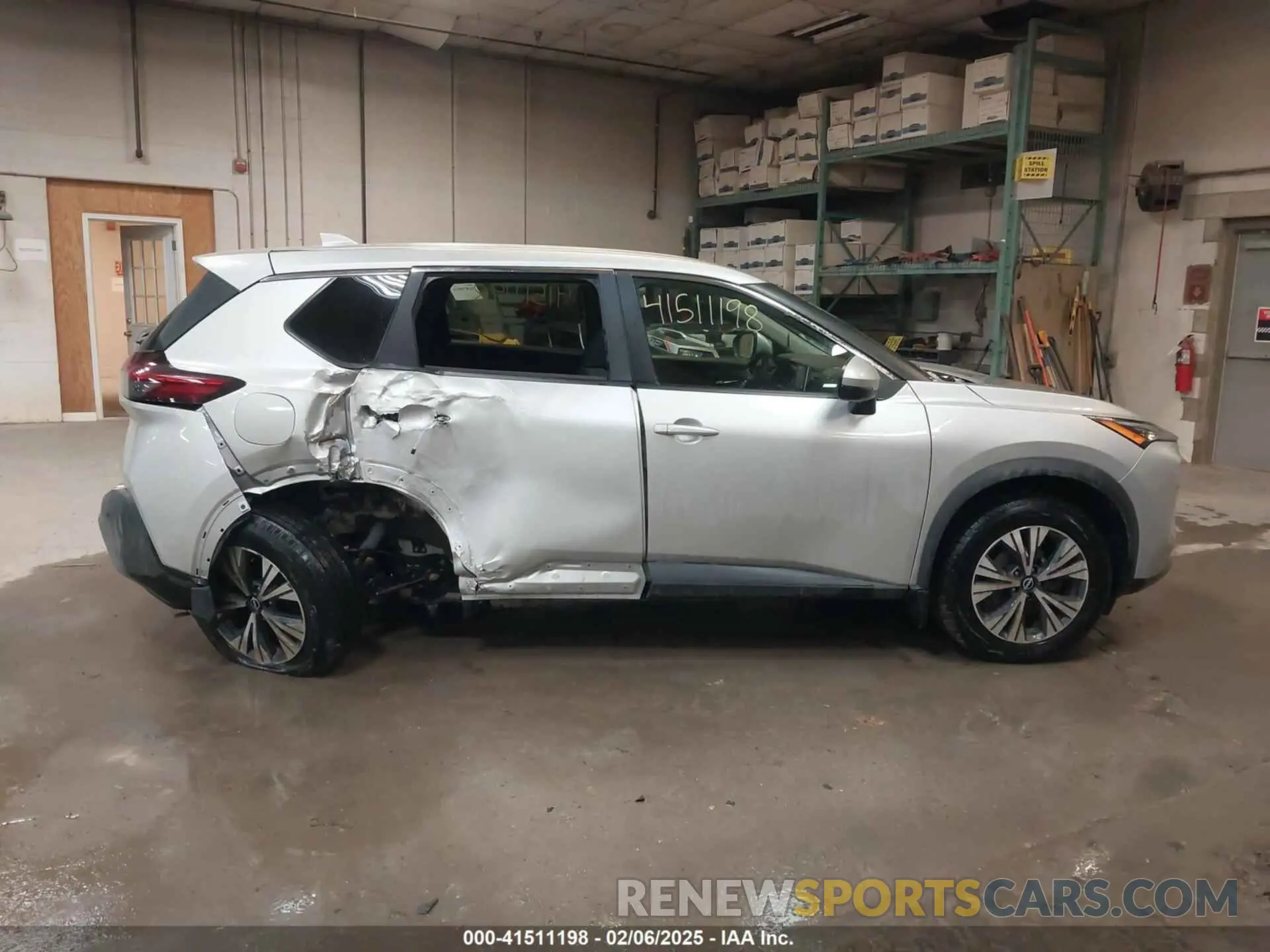 13 Photograph of a damaged car 5N1BT3BB2NC722538 NISSAN ROGUE 2022