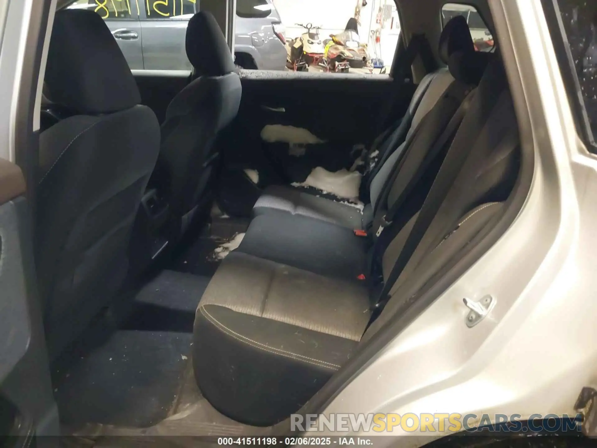 8 Photograph of a damaged car 5N1BT3BB2NC722538 NISSAN ROGUE 2022