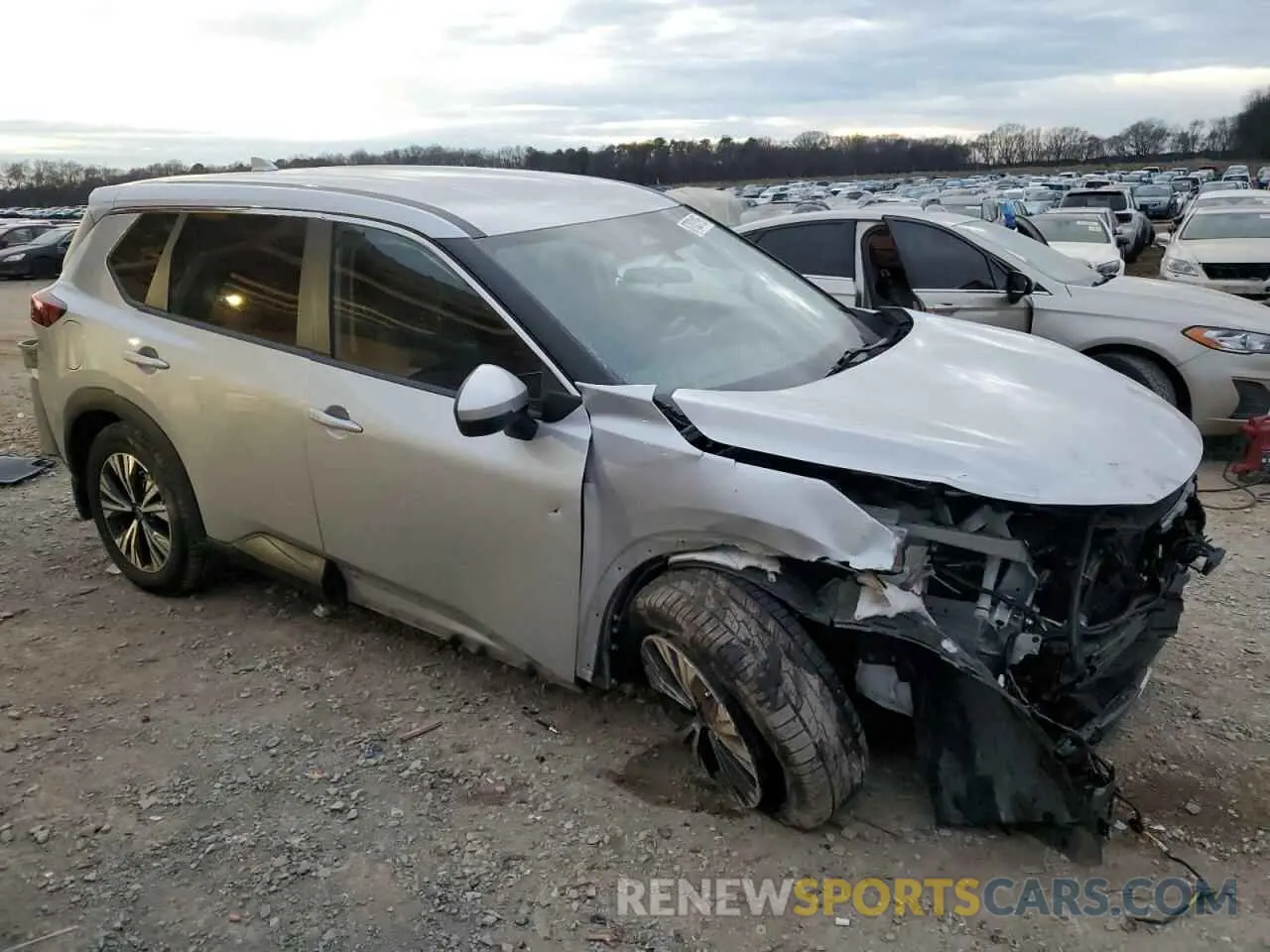 4 Photograph of a damaged car 5N1BT3BB3NC671647 NISSAN ROGUE 2022