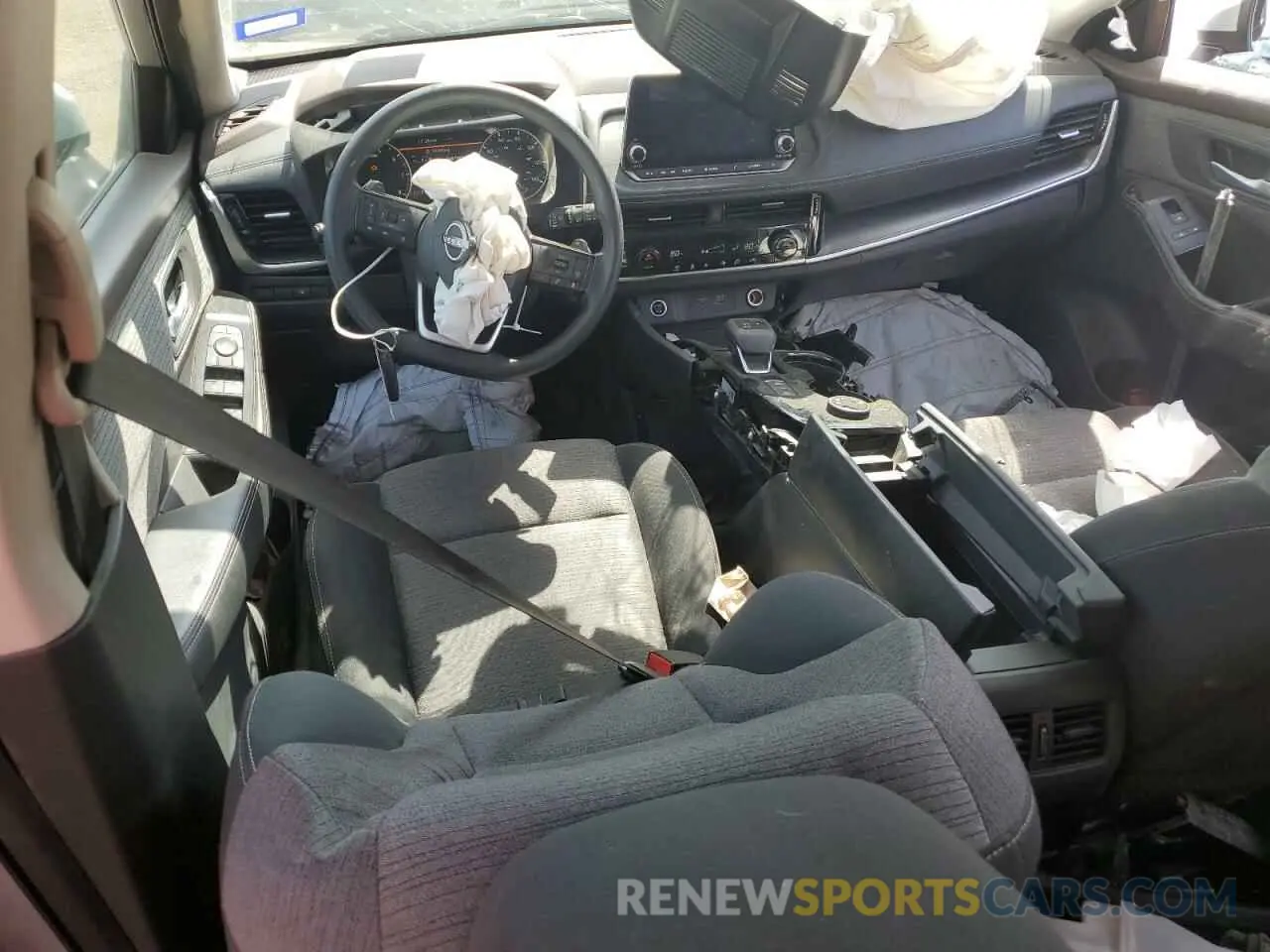 8 Photograph of a damaged car 5N1BT3BB3NC692479 NISSAN ROGUE 2022