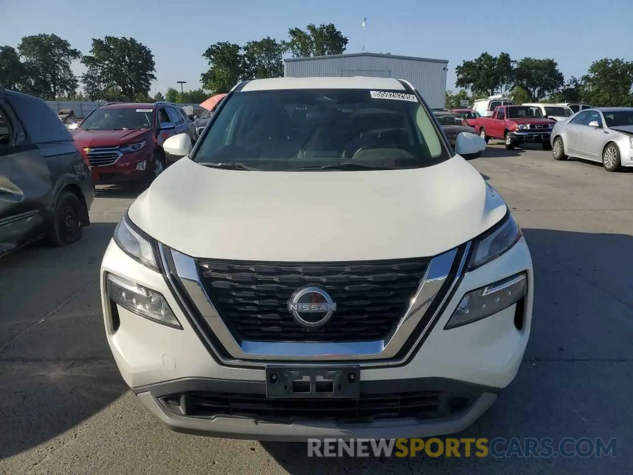 5 Photograph of a damaged car 5N1BT3BB3NC720653 NISSAN ROGUE 2022