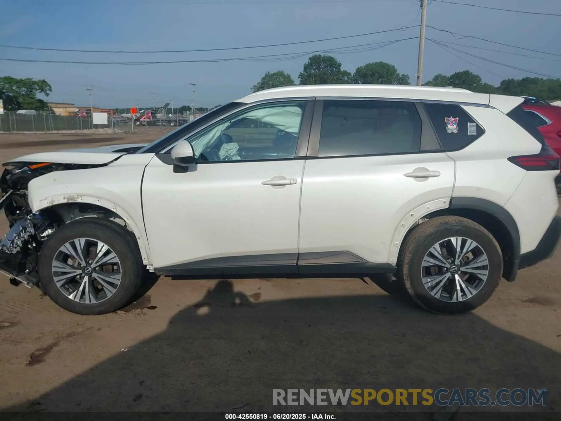 14 Photograph of a damaged car 5N1BT3BB4NC707216 NISSAN ROGUE 2022