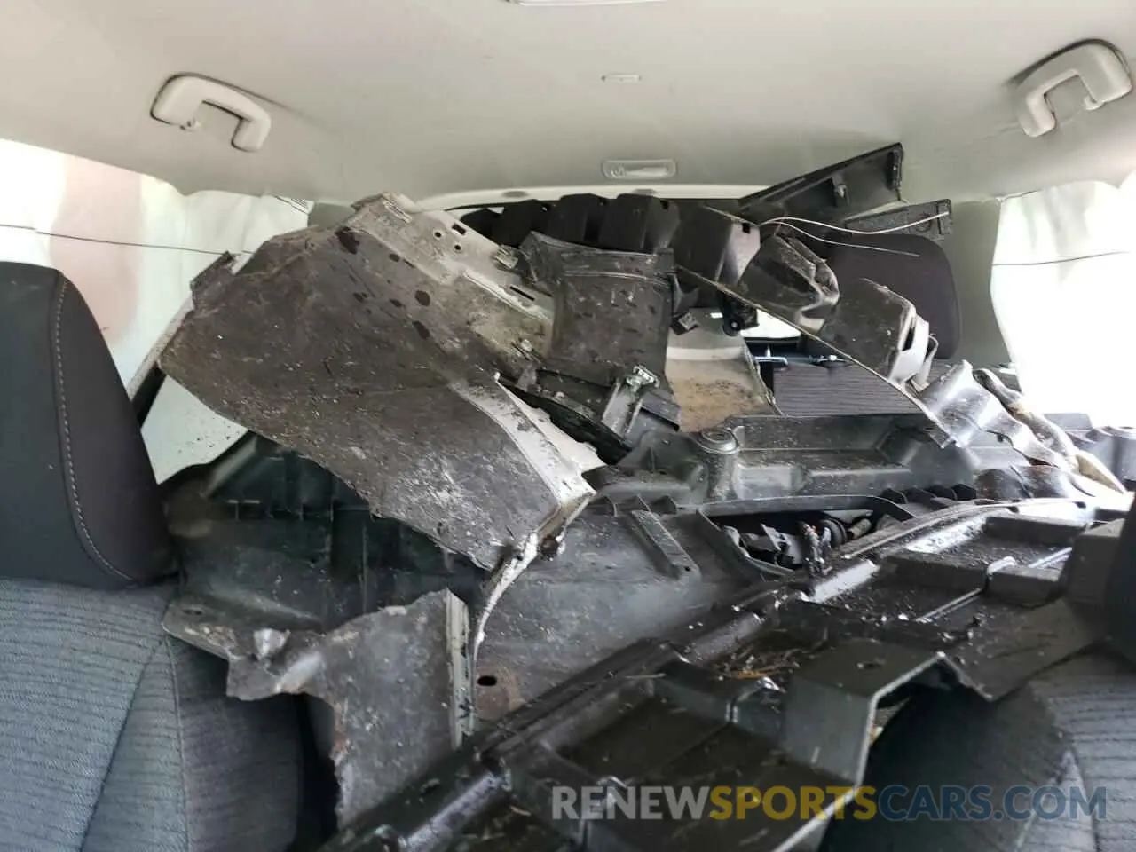 10 Photograph of a damaged car 5N1BT3BB5NC673948 NISSAN ROGUE 2022
