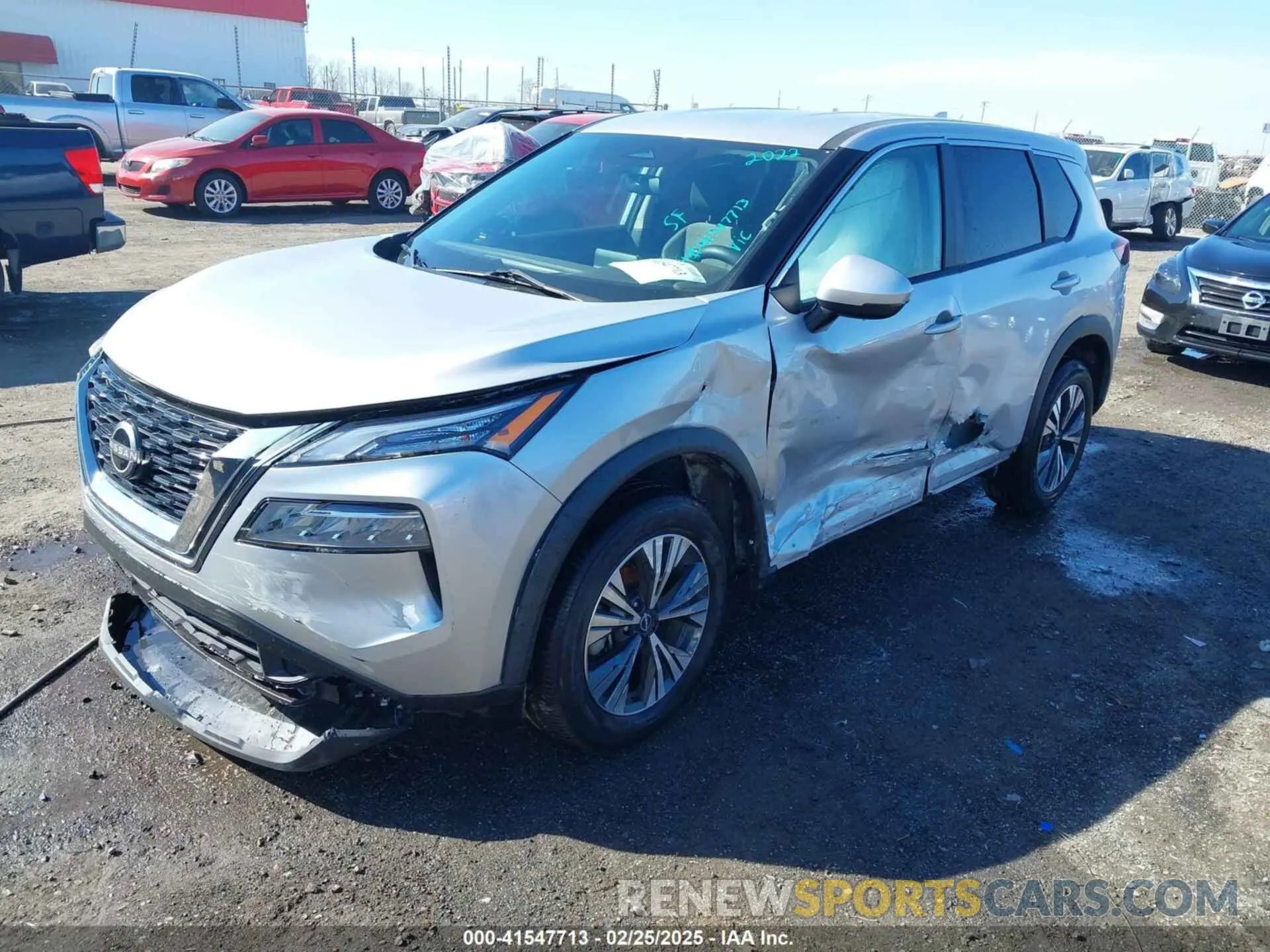 2 Photograph of a damaged car 5N1BT3BB6NC693707 NISSAN ROGUE 2022
