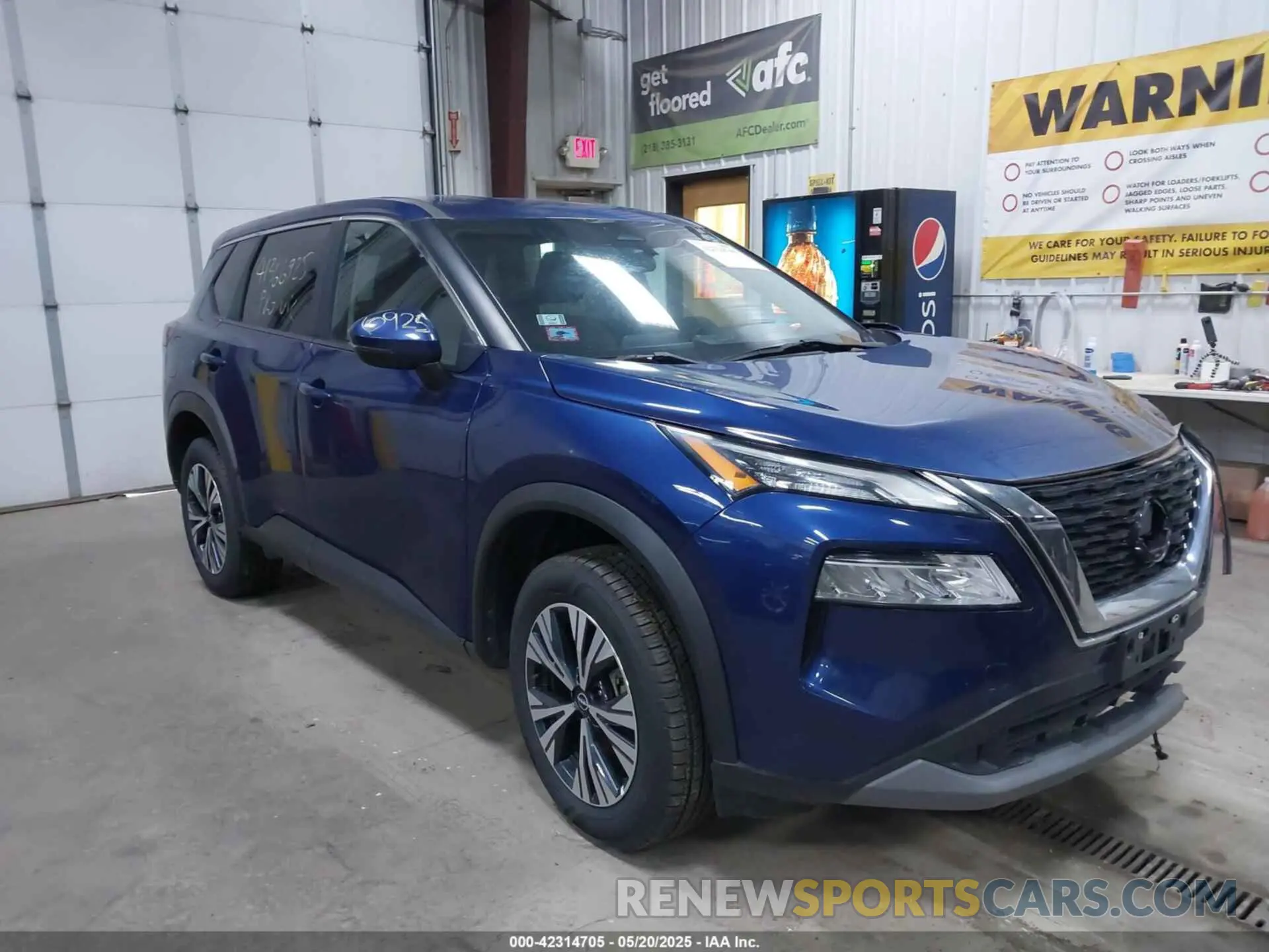 1 Photograph of a damaged car 5N1BT3BB6NC701725 NISSAN ROGUE 2022