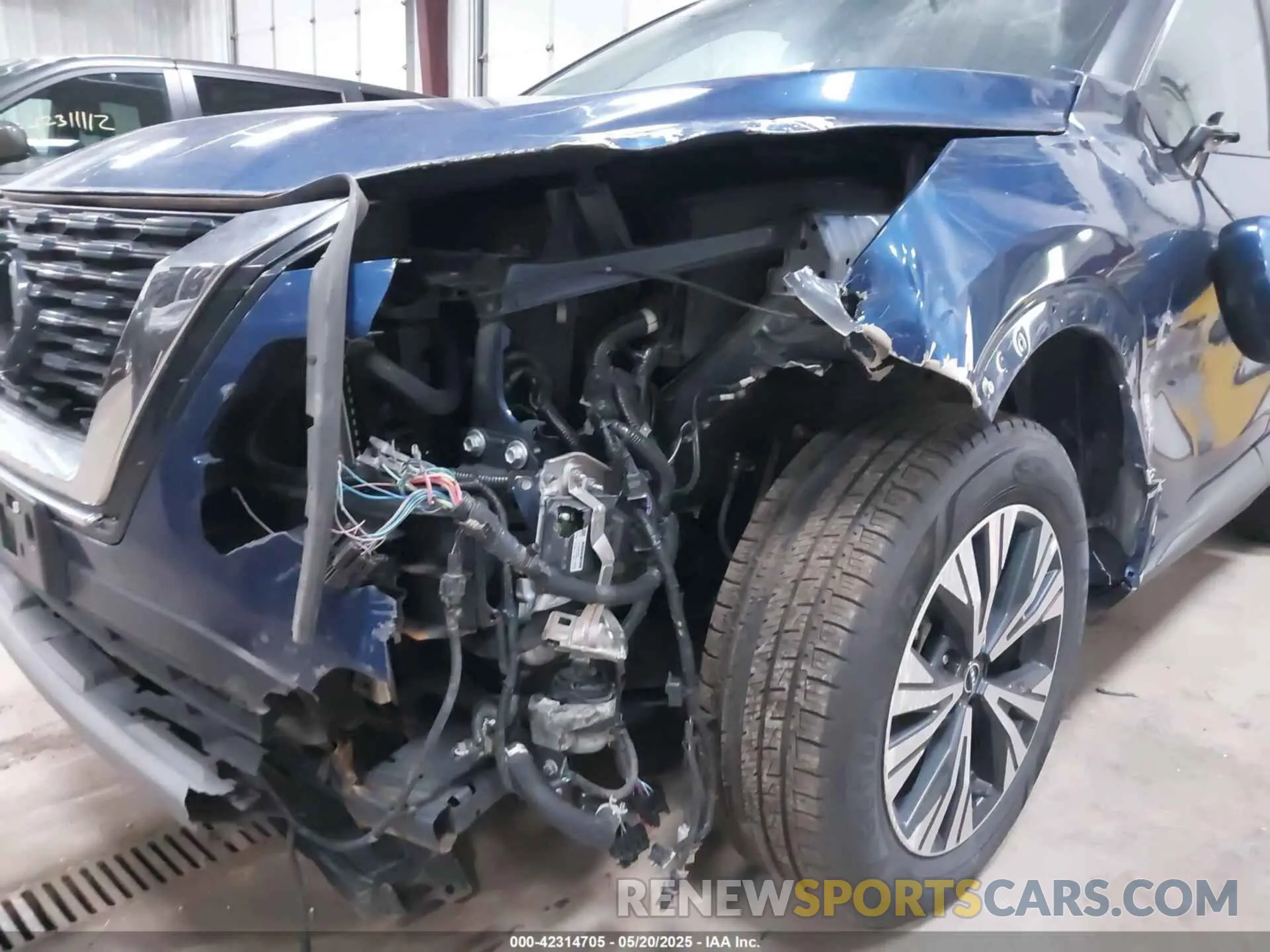 17 Photograph of a damaged car 5N1BT3BB6NC701725 NISSAN ROGUE 2022