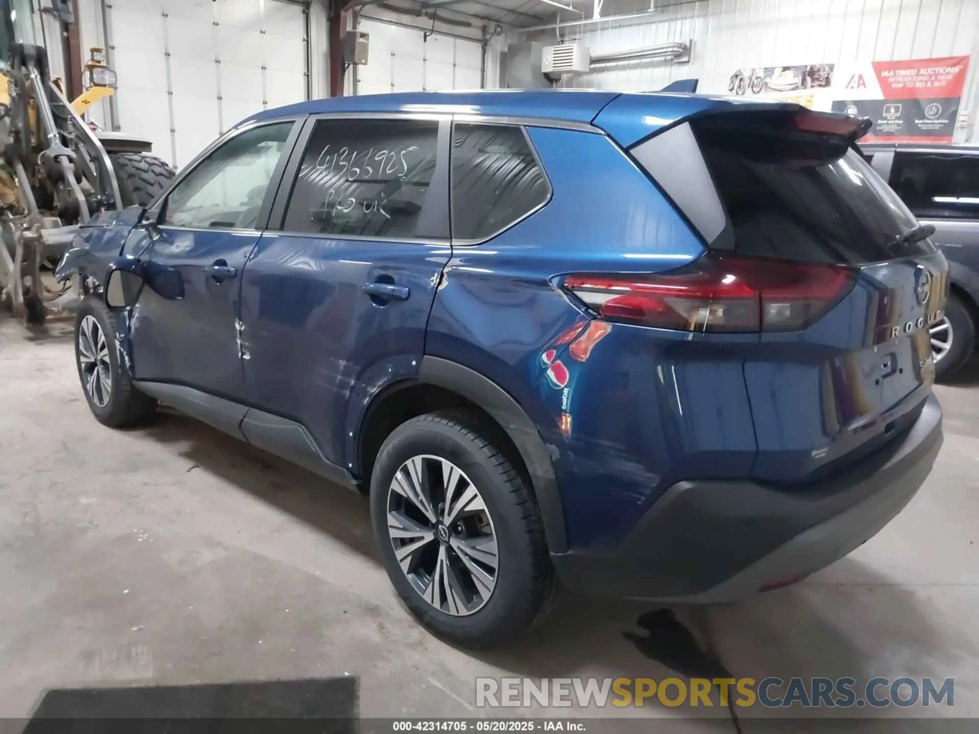 3 Photograph of a damaged car 5N1BT3BB6NC701725 NISSAN ROGUE 2022