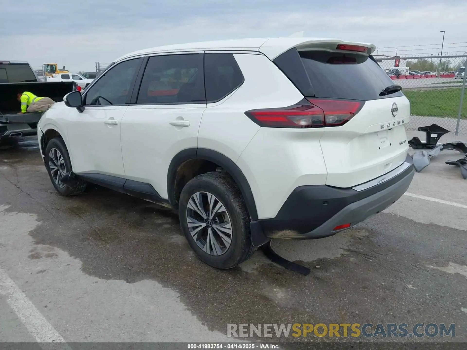 3 Photograph of a damaged car 5N1BT3BB6NC727886 NISSAN ROGUE 2022