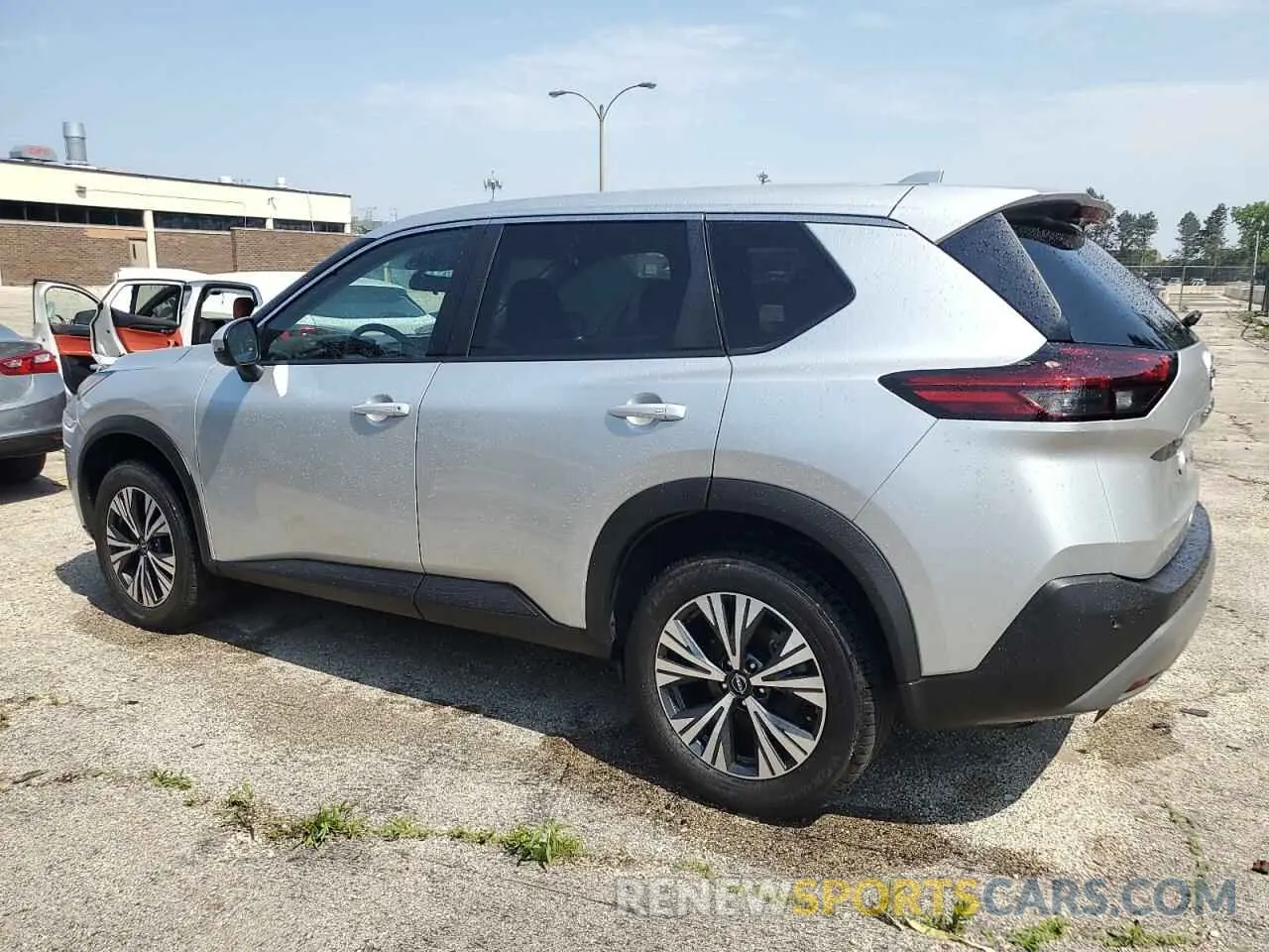 2 Photograph of a damaged car 5N1BT3BB7NC720087 NISSAN ROGUE 2022