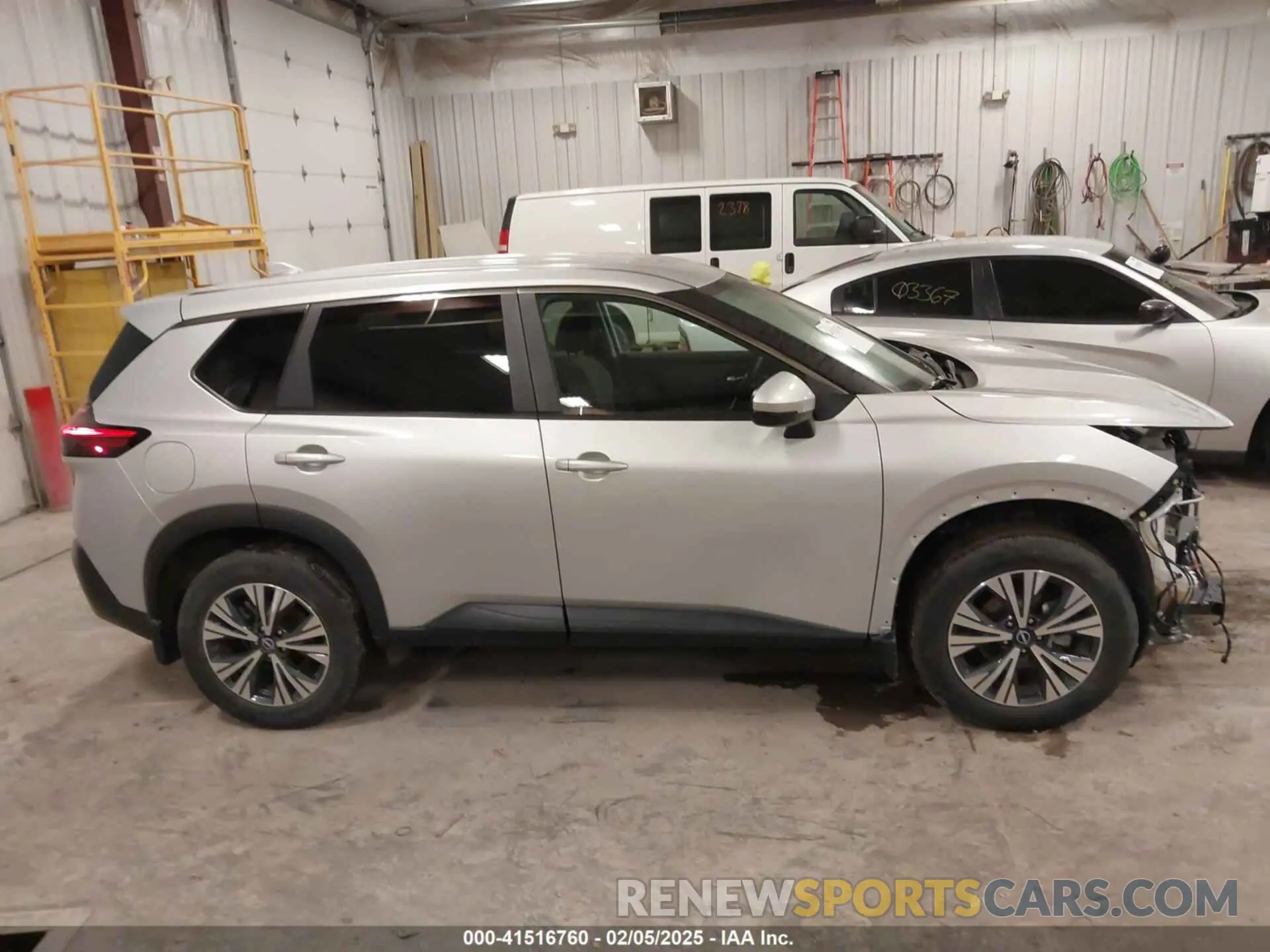 13 Photograph of a damaged car 5N1BT3BB8NC696544 NISSAN ROGUE 2022
