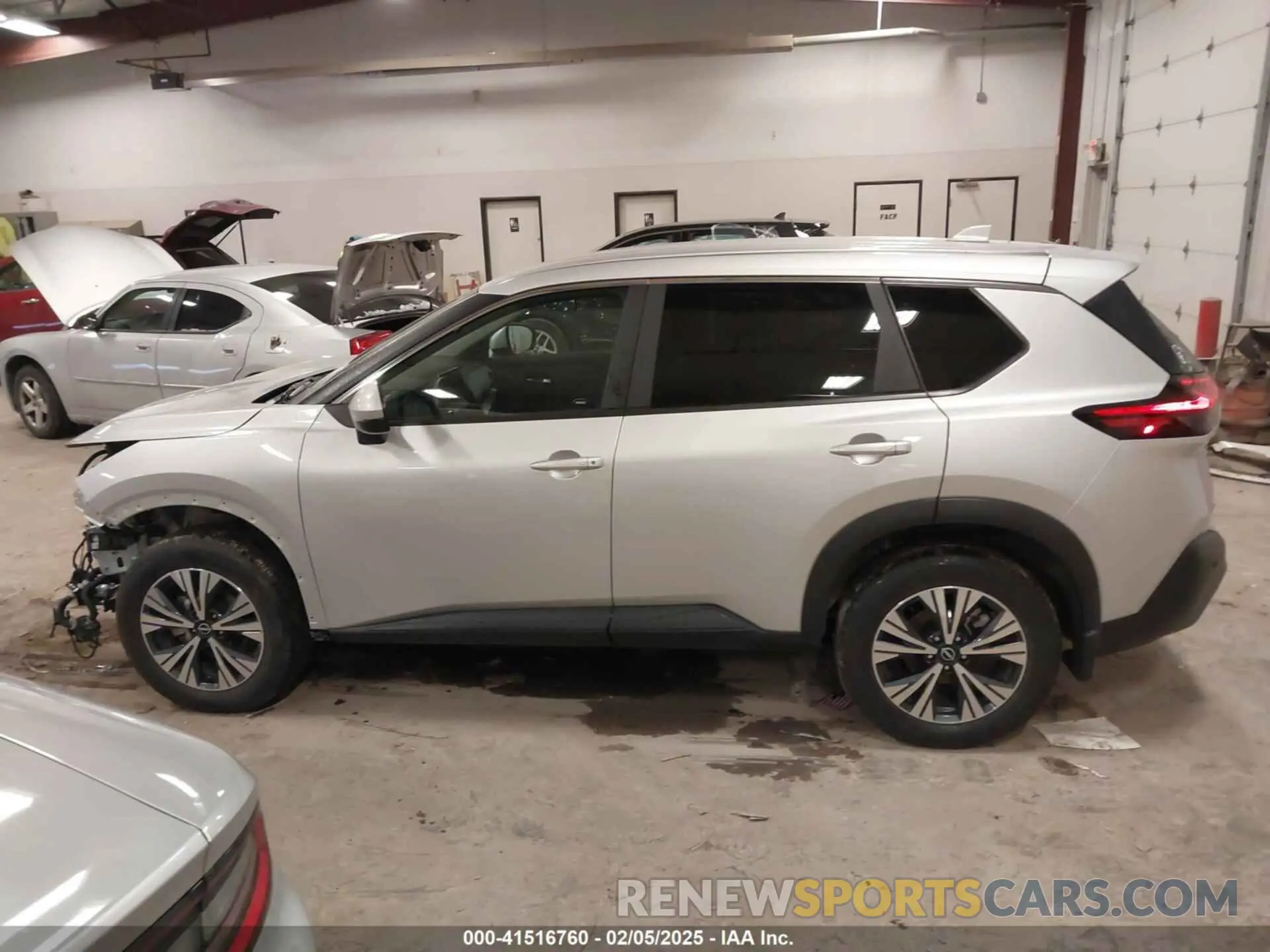 14 Photograph of a damaged car 5N1BT3BB8NC696544 NISSAN ROGUE 2022