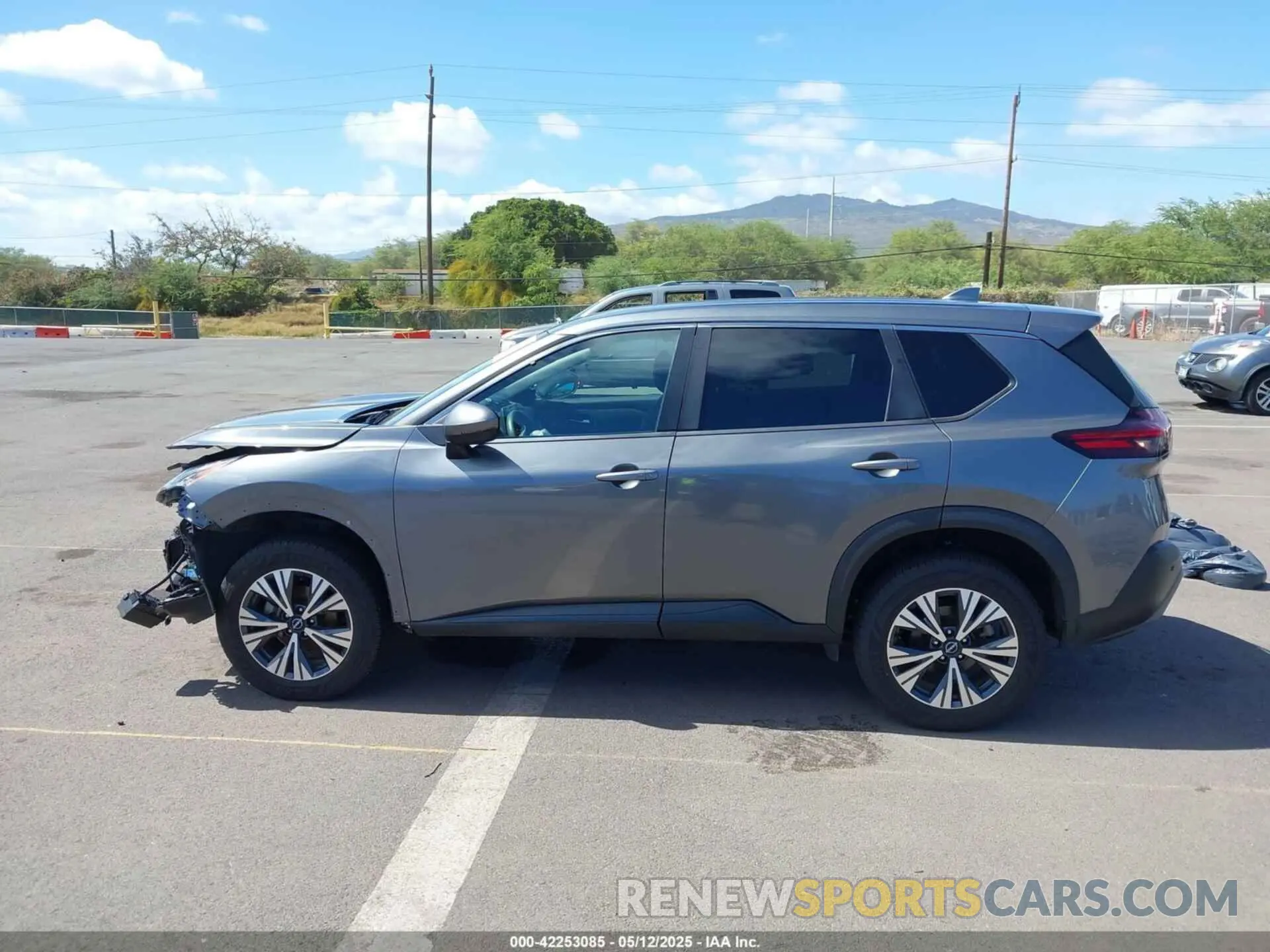 15 Photograph of a damaged car 5N1BT3BB9NC677677 NISSAN ROGUE 2022