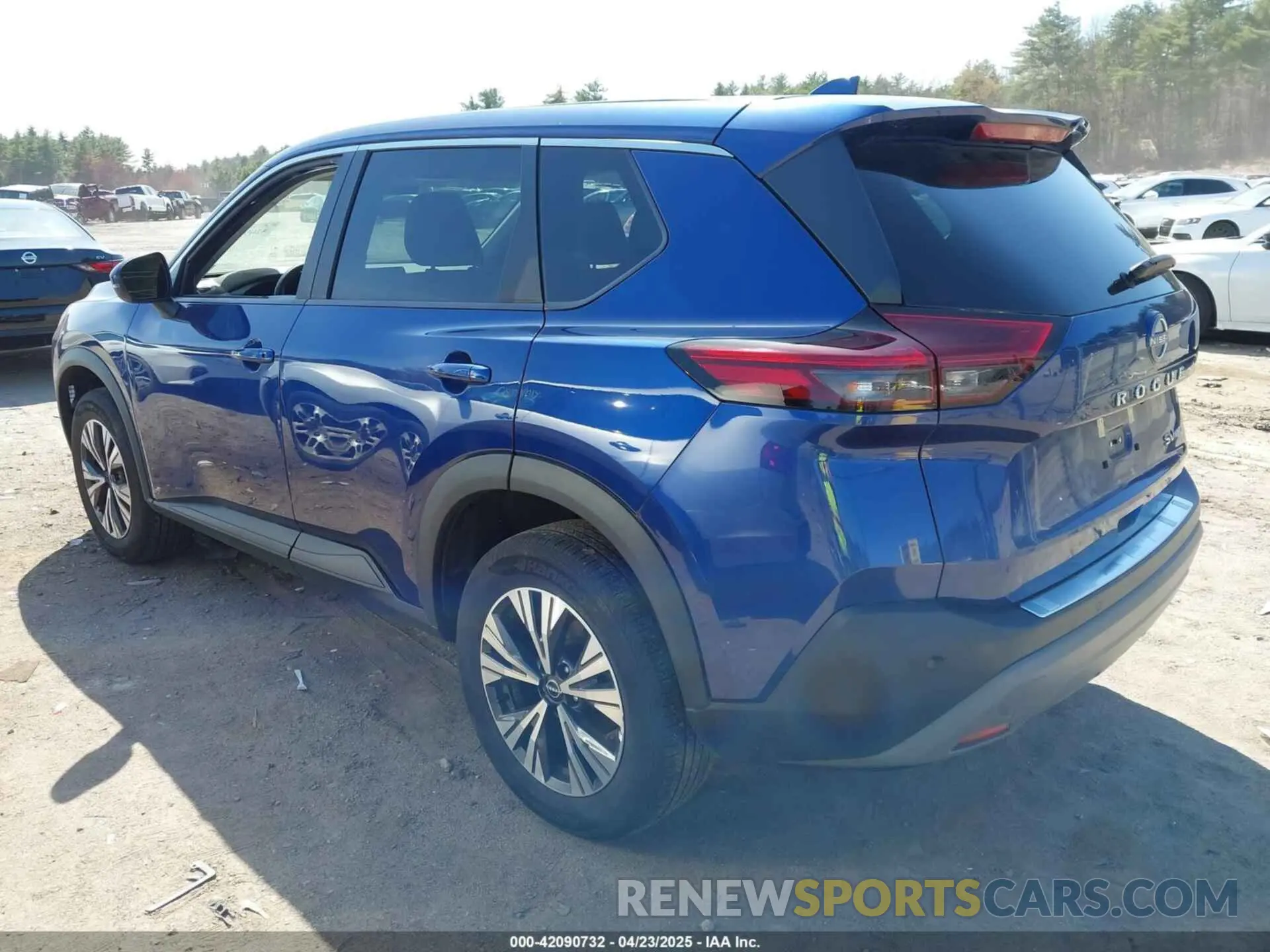 3 Photograph of a damaged car 5N1BT3BB9NC709303 NISSAN ROGUE 2022