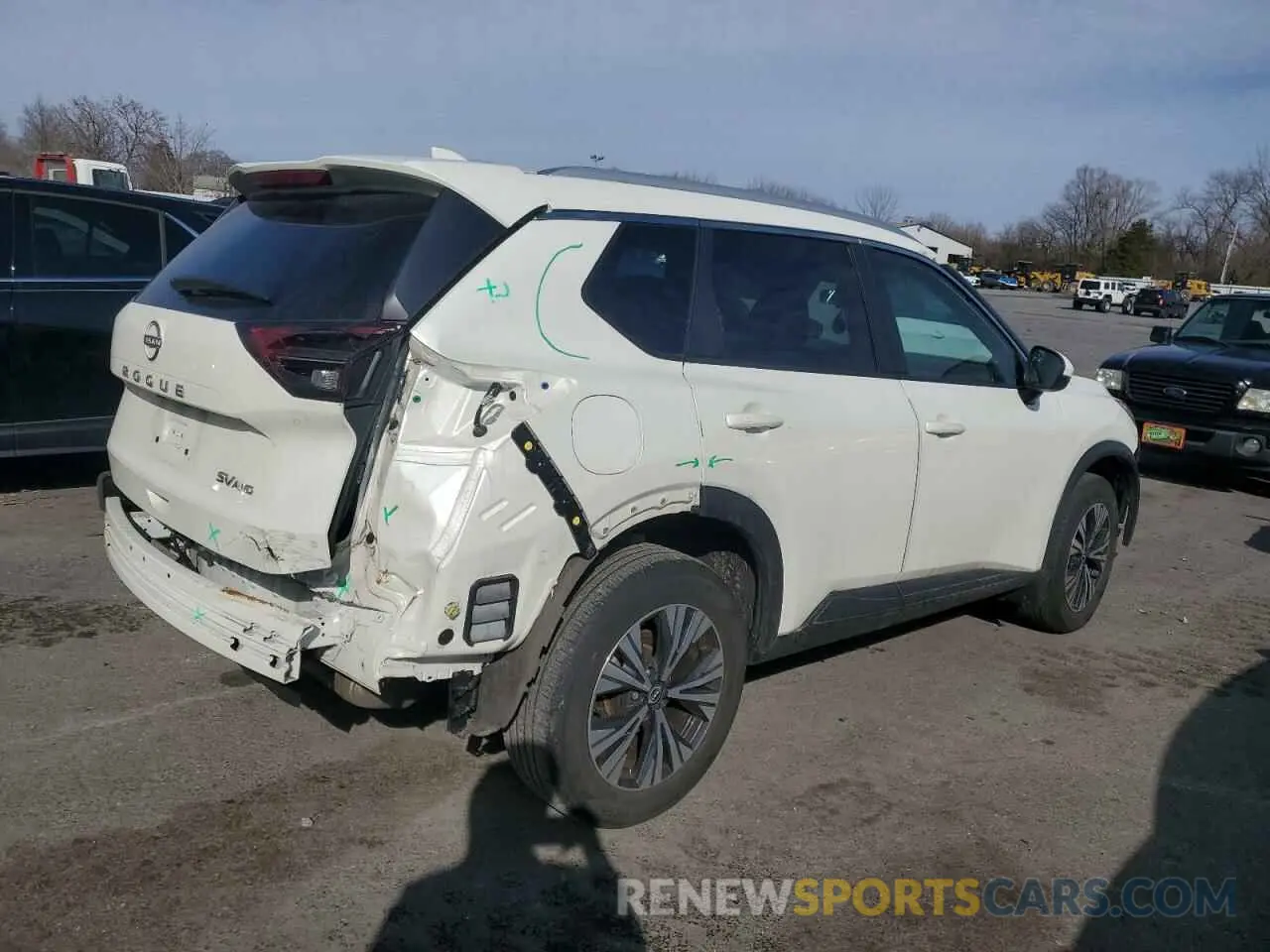 3 Photograph of a damaged car 5N1BT3BB9NC714419 NISSAN ROGUE 2022
