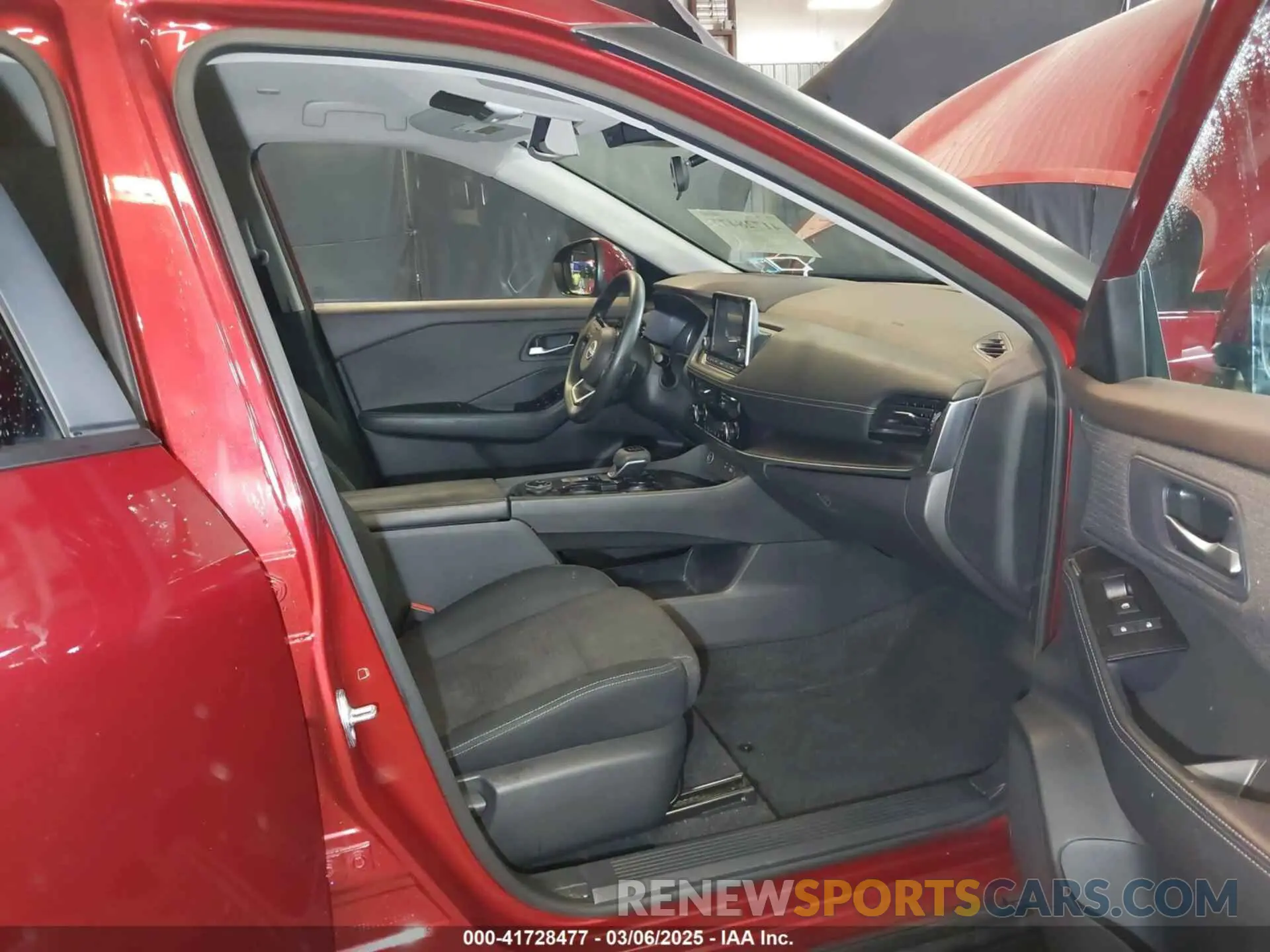 5 Photograph of a damaged car 5N1BT3BB9NC726098 NISSAN ROGUE 2022