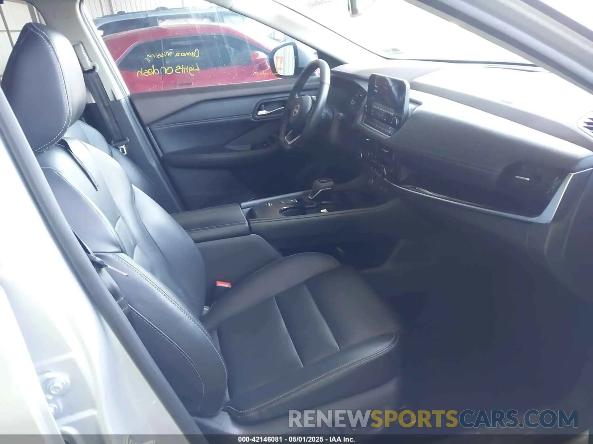 5 Photograph of a damaged car 5N1BT3CA2NC731911 NISSAN ROGUE 2022