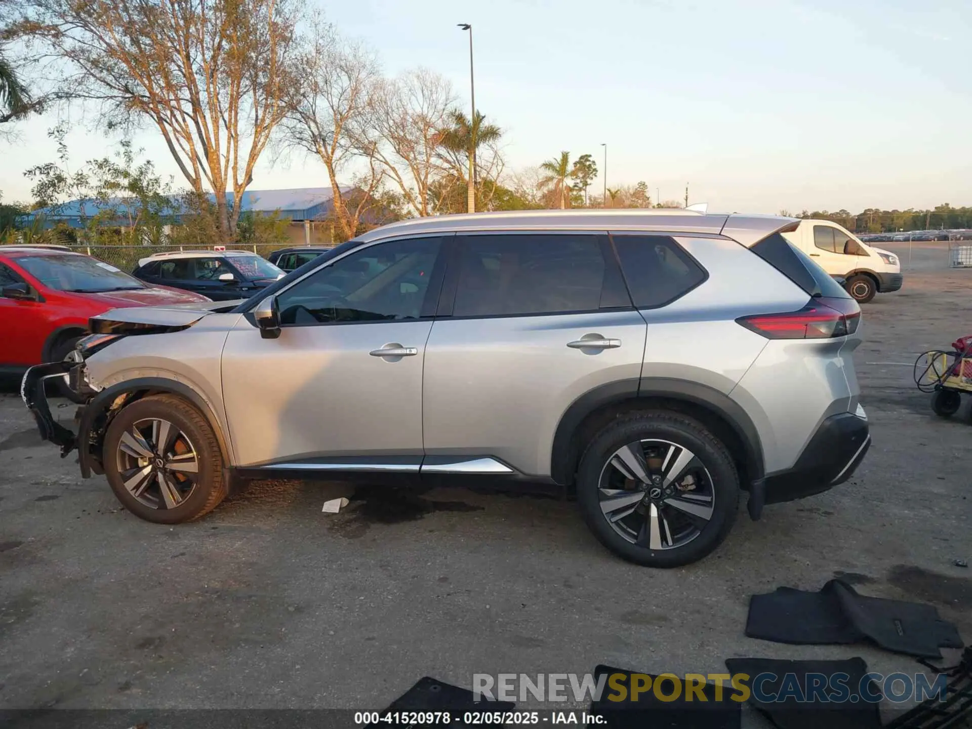 14 Photograph of a damaged car 5N1BT3CA4NC718030 NISSAN ROGUE 2022