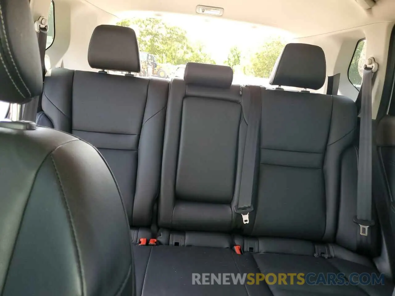 10 Photograph of a damaged car 5N1BT3CA5NC695017 NISSAN ROGUE 2022