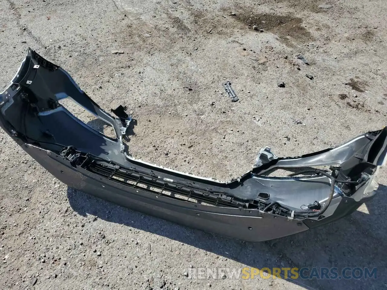 13 Photograph of a damaged car 5N1BT3CA5NC695017 NISSAN ROGUE 2022