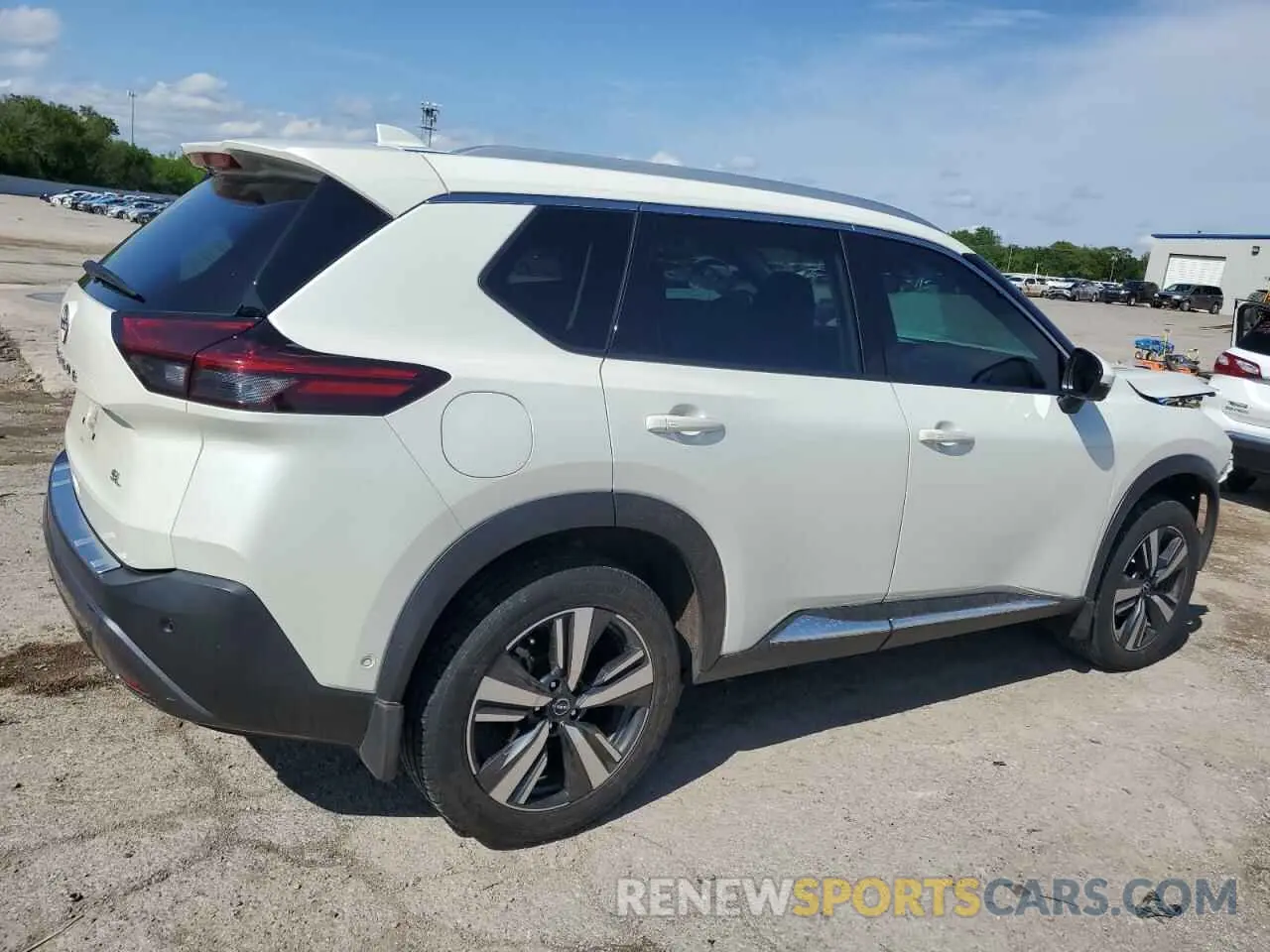 3 Photograph of a damaged car 5N1BT3CA5NC695017 NISSAN ROGUE 2022