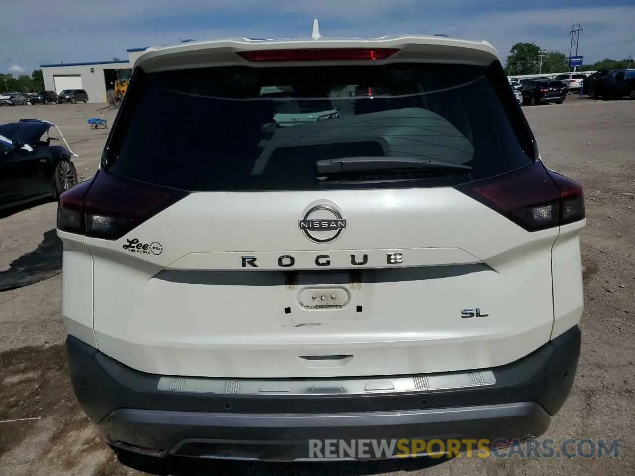 6 Photograph of a damaged car 5N1BT3CA5NC695017 NISSAN ROGUE 2022
