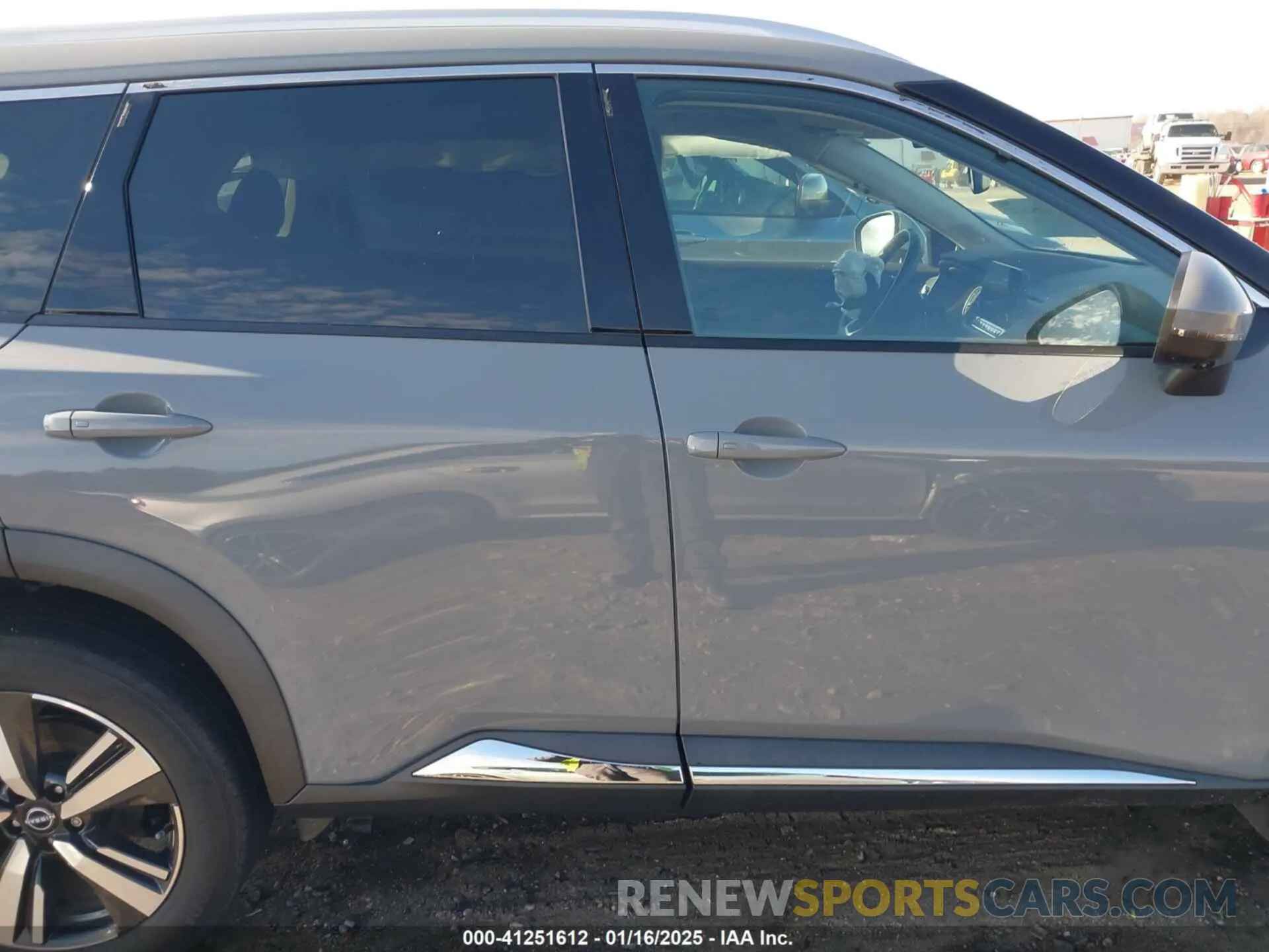 13 Photograph of a damaged car 5N1BT3CAXNC690993 NISSAN ROGUE 2022