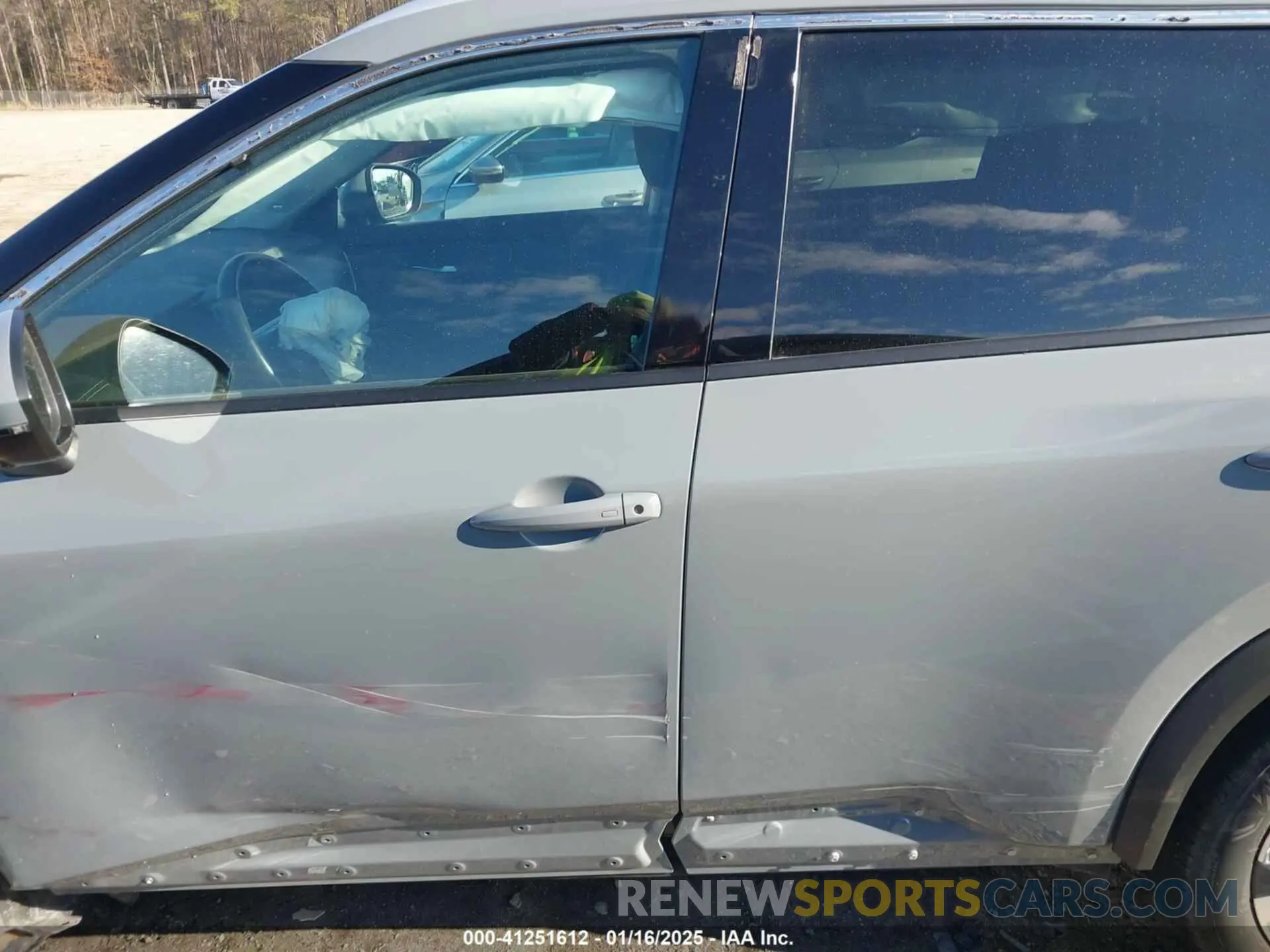 14 Photograph of a damaged car 5N1BT3CAXNC690993 NISSAN ROGUE 2022