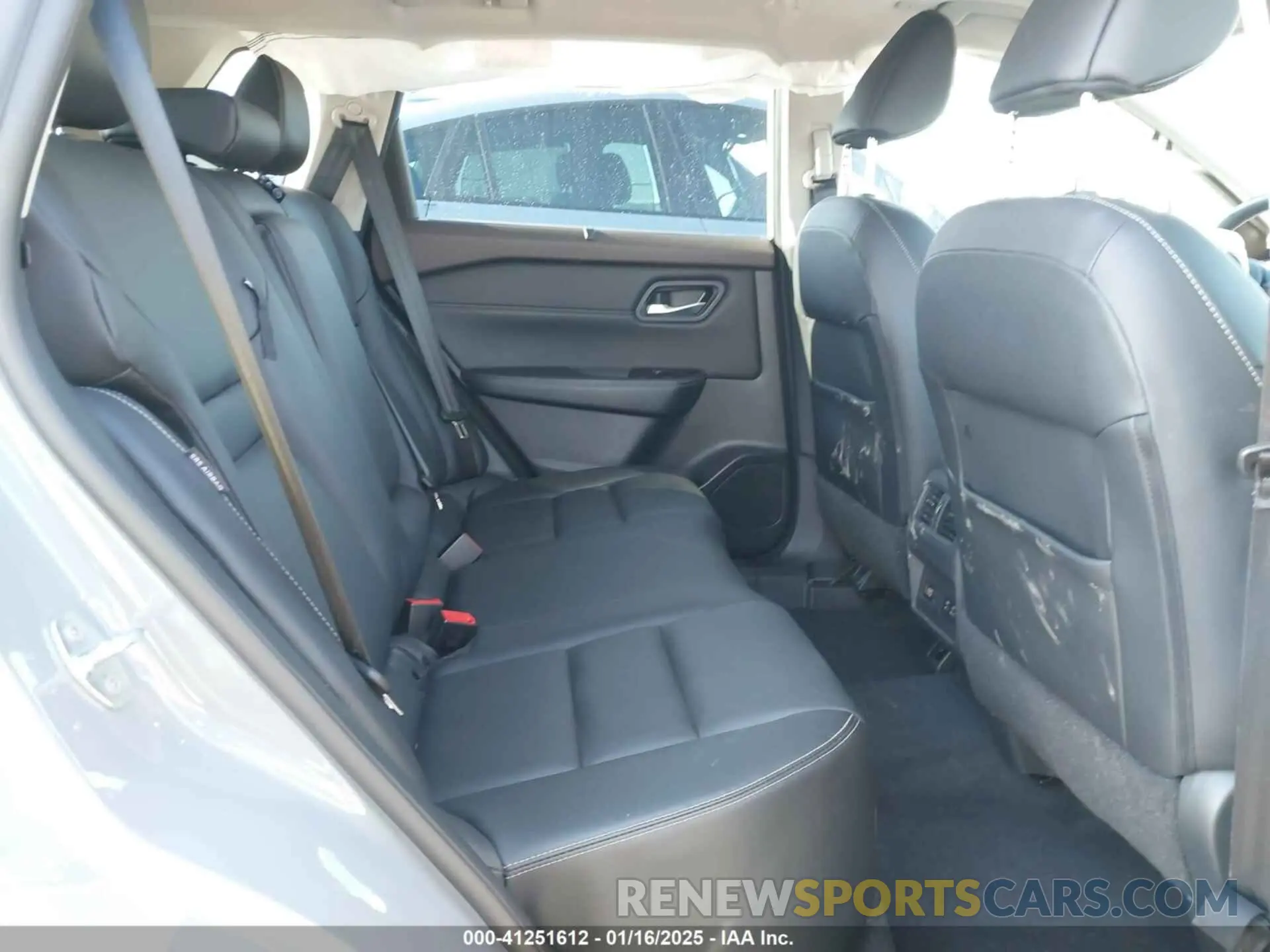 8 Photograph of a damaged car 5N1BT3CAXNC690993 NISSAN ROGUE 2022