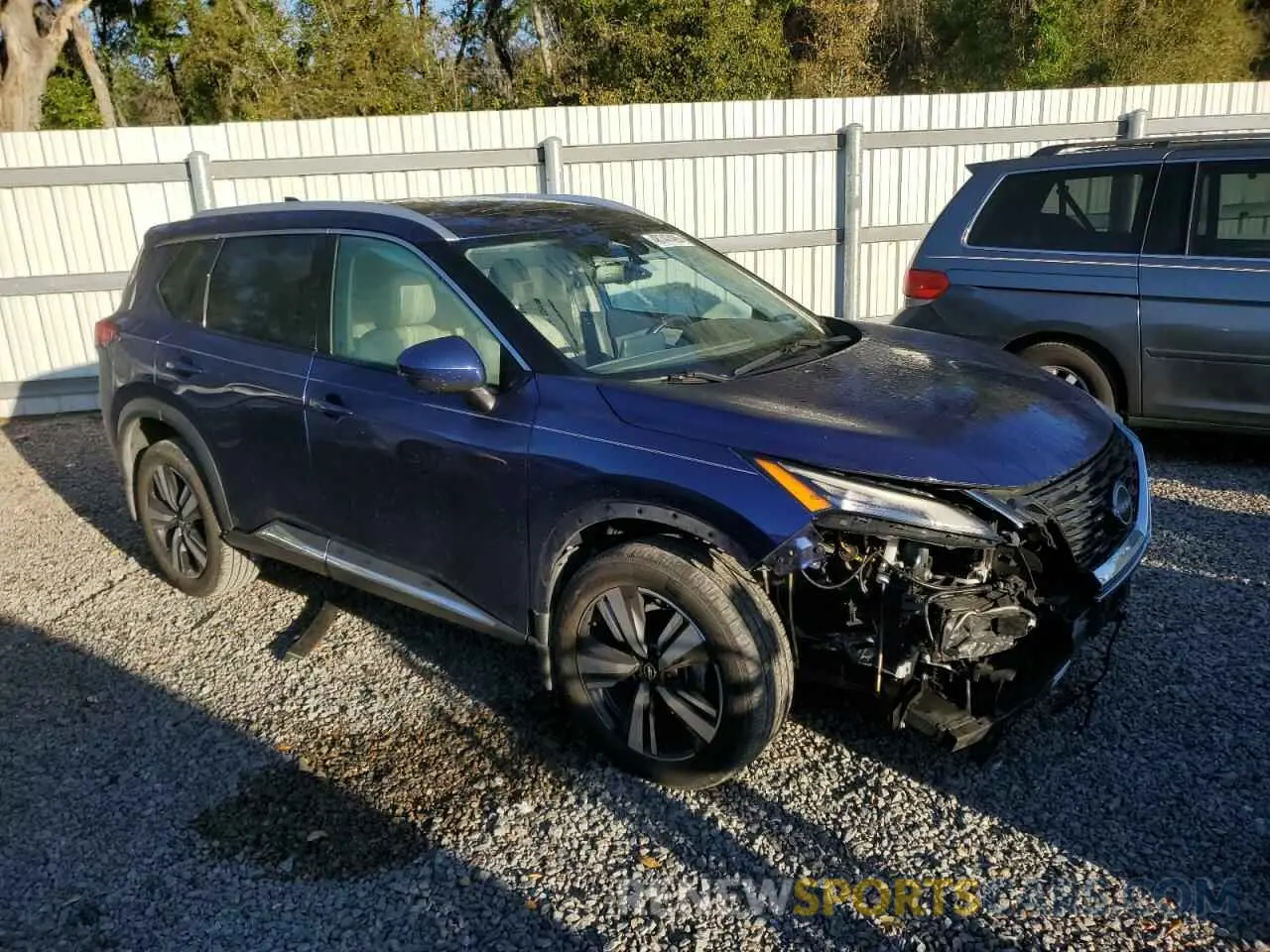 4 Photograph of a damaged car 5N1BT3CAXNC691531 NISSAN ROGUE 2022
