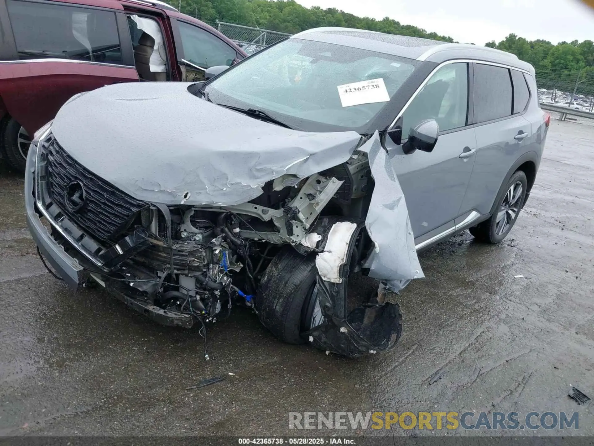 2 Photograph of a damaged car 5N1BT3CAXNC716010 NISSAN ROGUE 2022