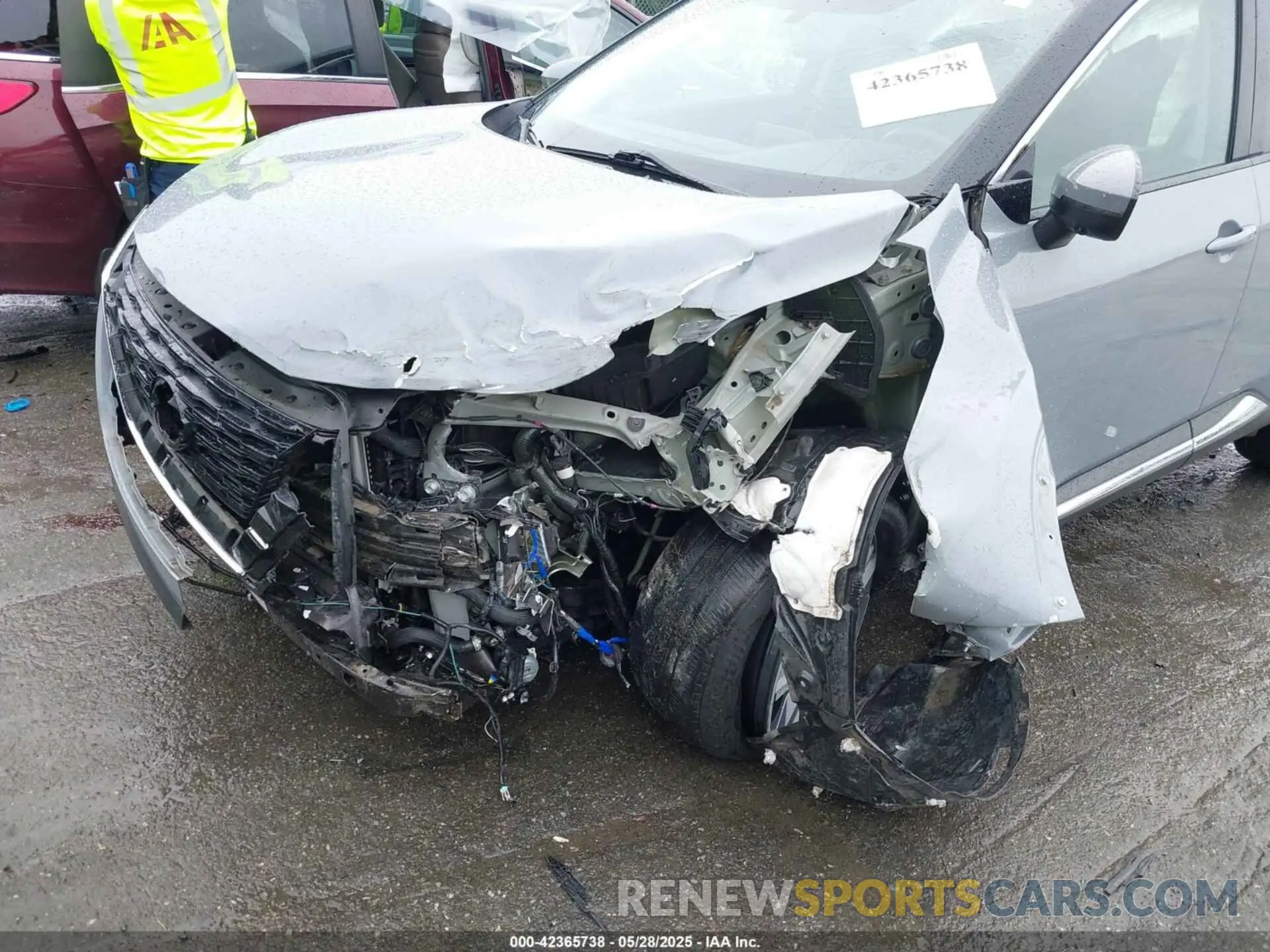 6 Photograph of a damaged car 5N1BT3CAXNC716010 NISSAN ROGUE 2022