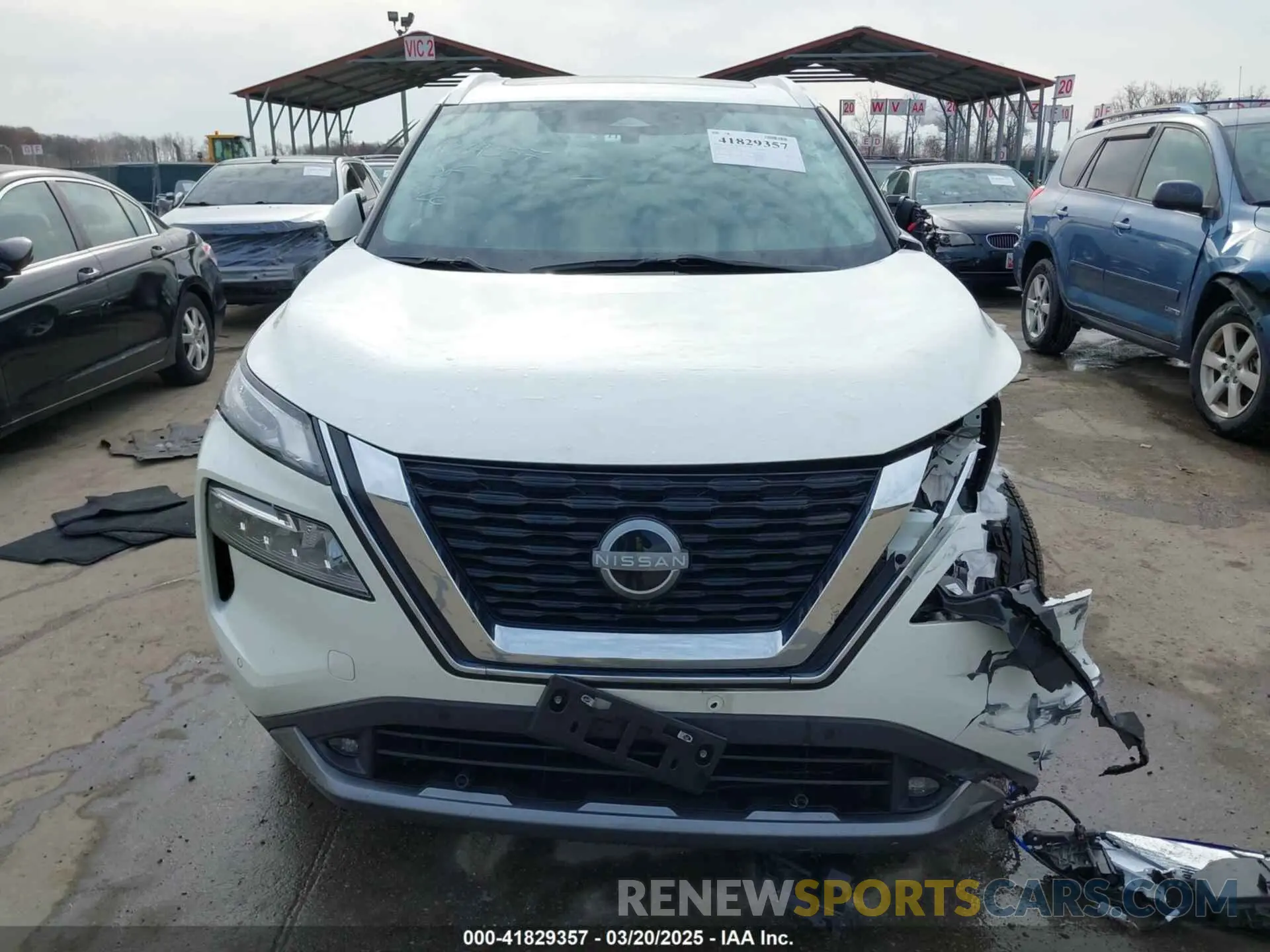 12 Photograph of a damaged car 5N1BT3CB0NC733178 NISSAN ROGUE 2022