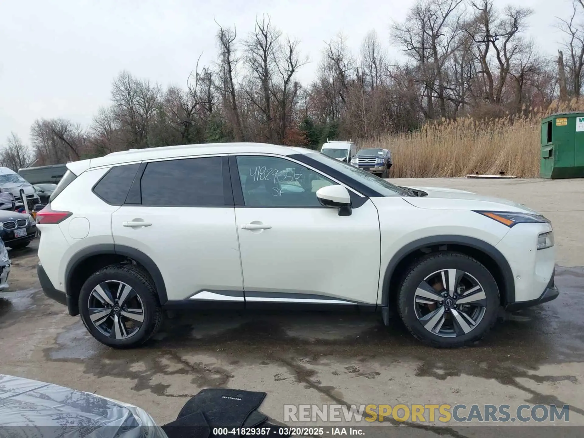 13 Photograph of a damaged car 5N1BT3CB0NC733178 NISSAN ROGUE 2022