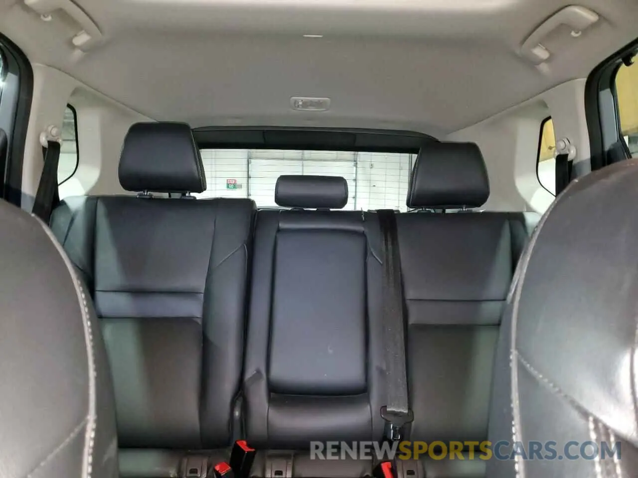 10 Photograph of a damaged car 5N1BT3CB2NC702580 NISSAN ROGUE 2022