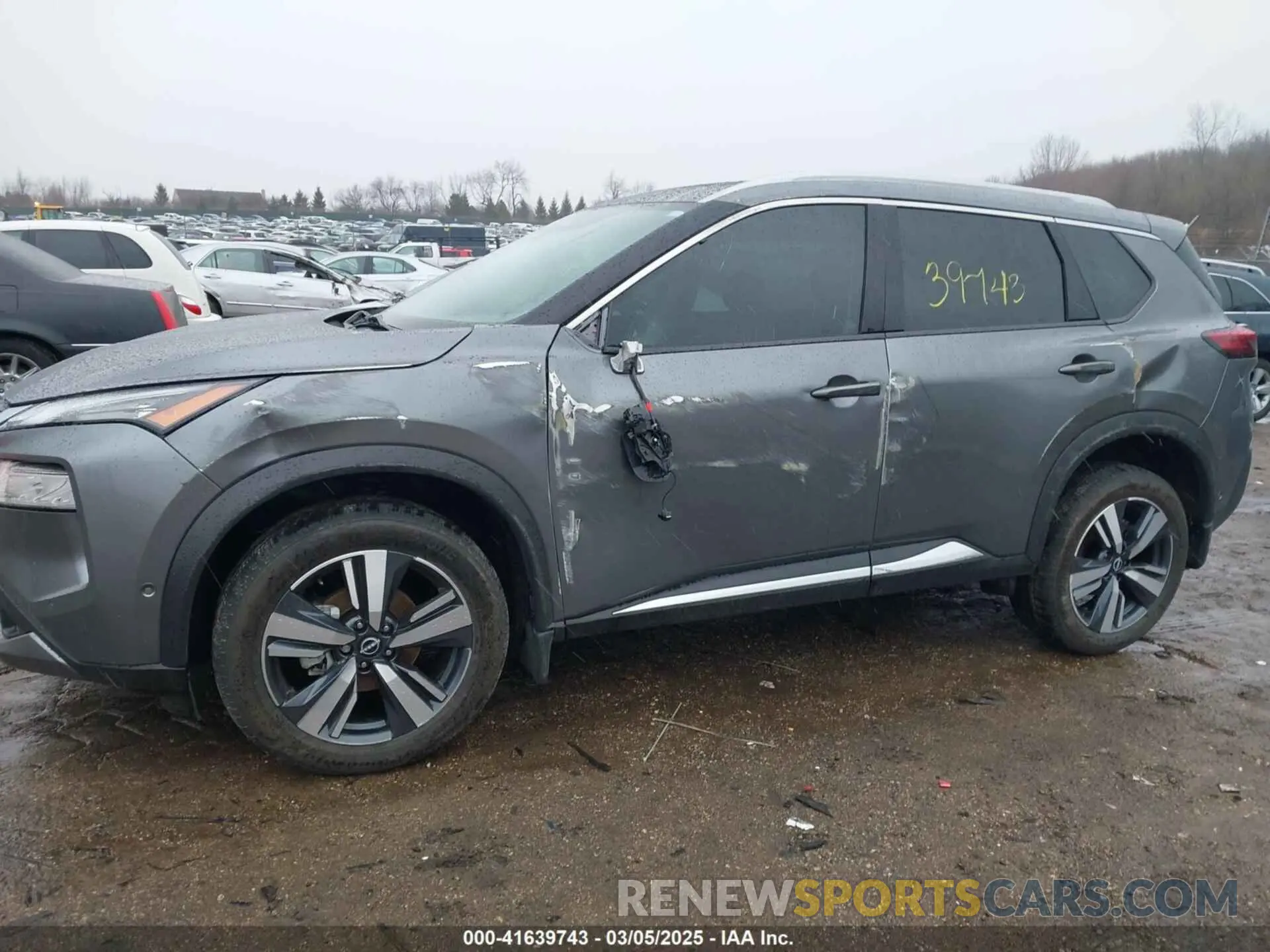 6 Photograph of a damaged car 5N1BT3CB9NC717447 NISSAN ROGUE 2022