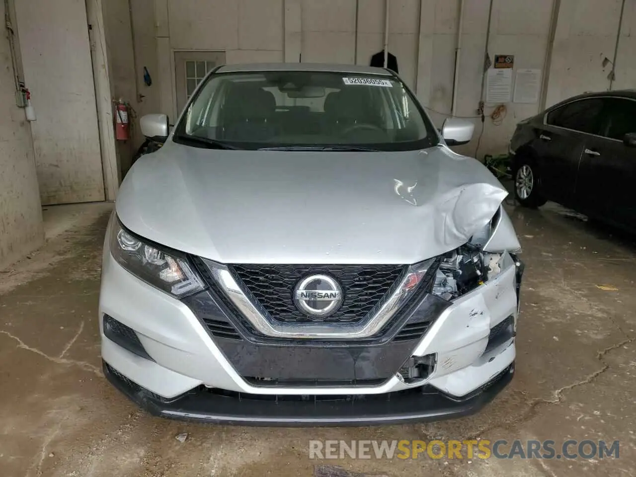5 Photograph of a damaged car JN1BJ1AV1NW582770 NISSAN ROGUE 2022