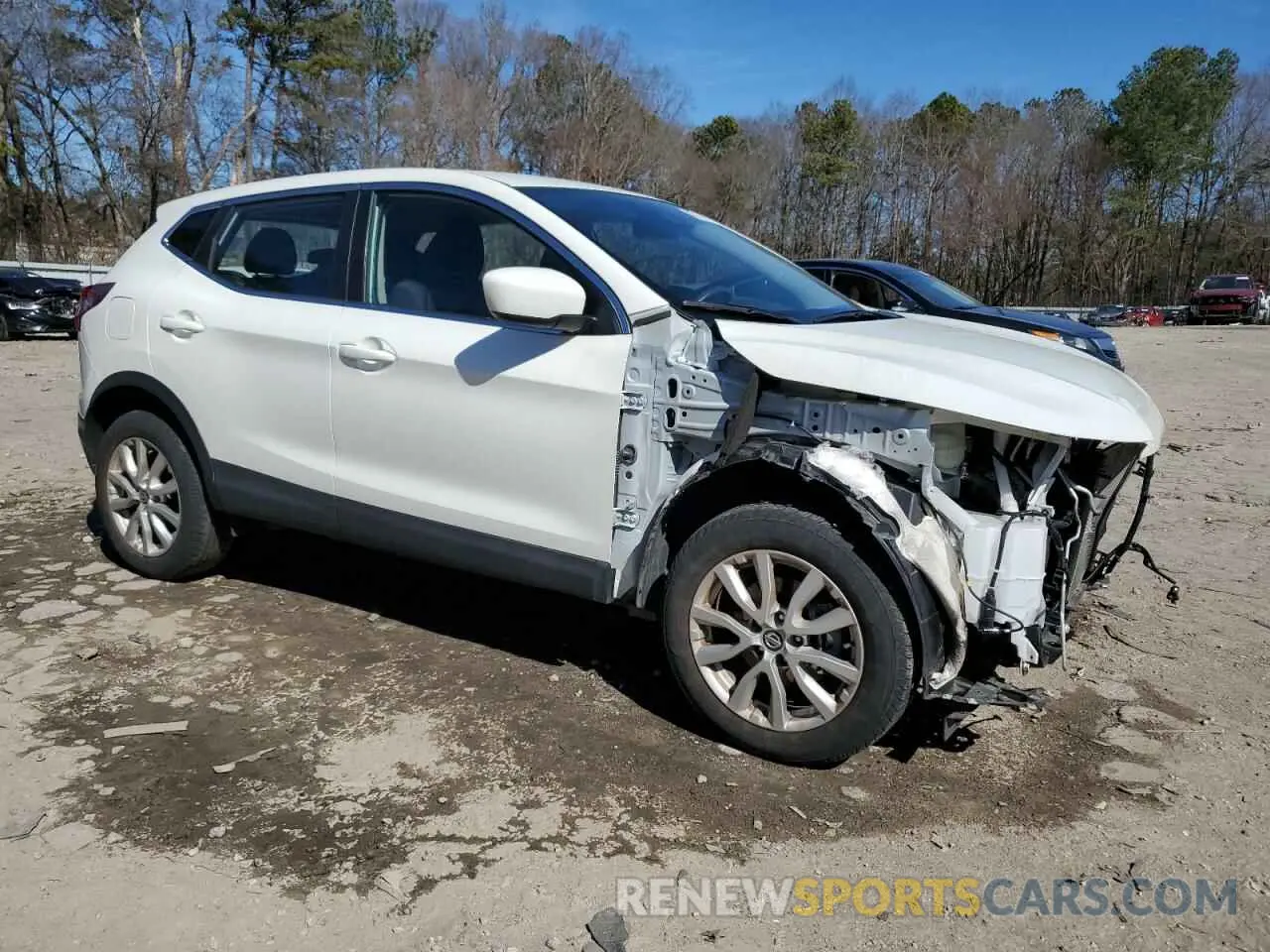 4 Photograph of a damaged car JN1BJ1AV3NW347626 NISSAN ROGUE 2022