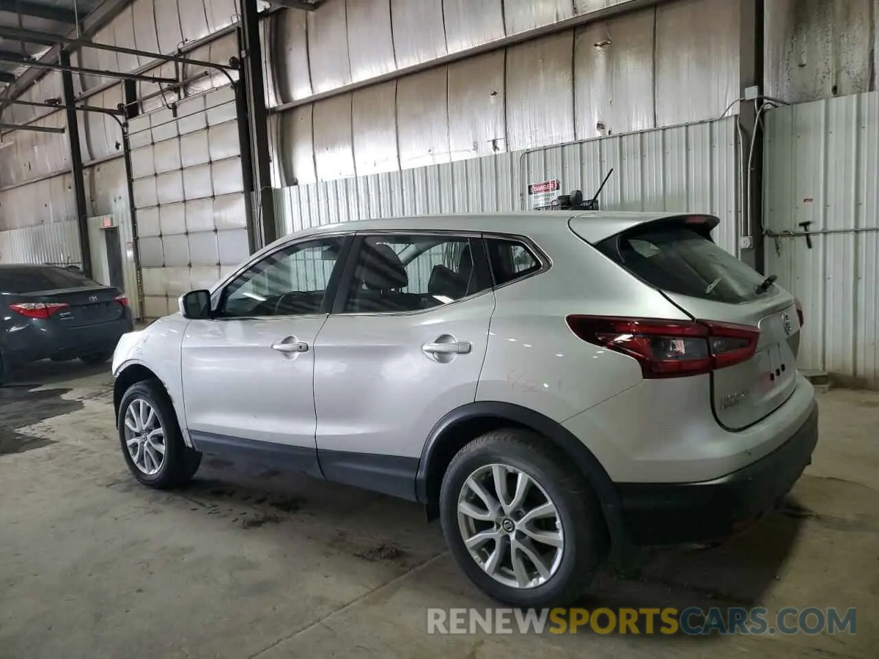 2 Photograph of a damaged car JN1BJ1AVXNW347963 NISSAN ROGUE 2022